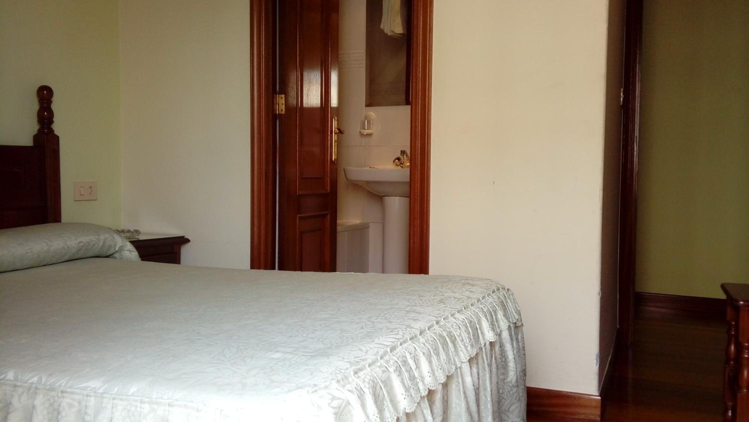 Single Room with Balcony photo 2