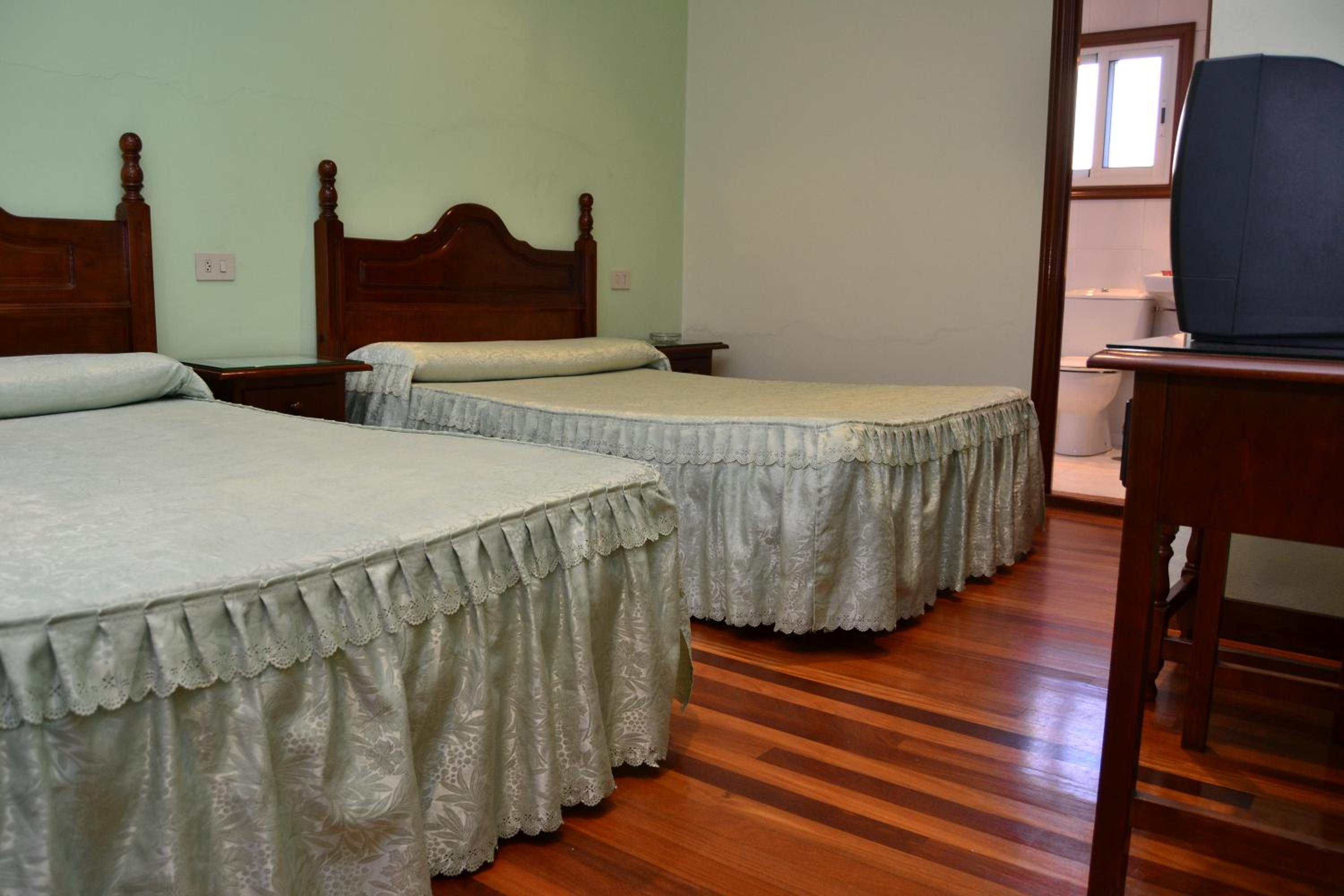 Quadruple Room photo 2