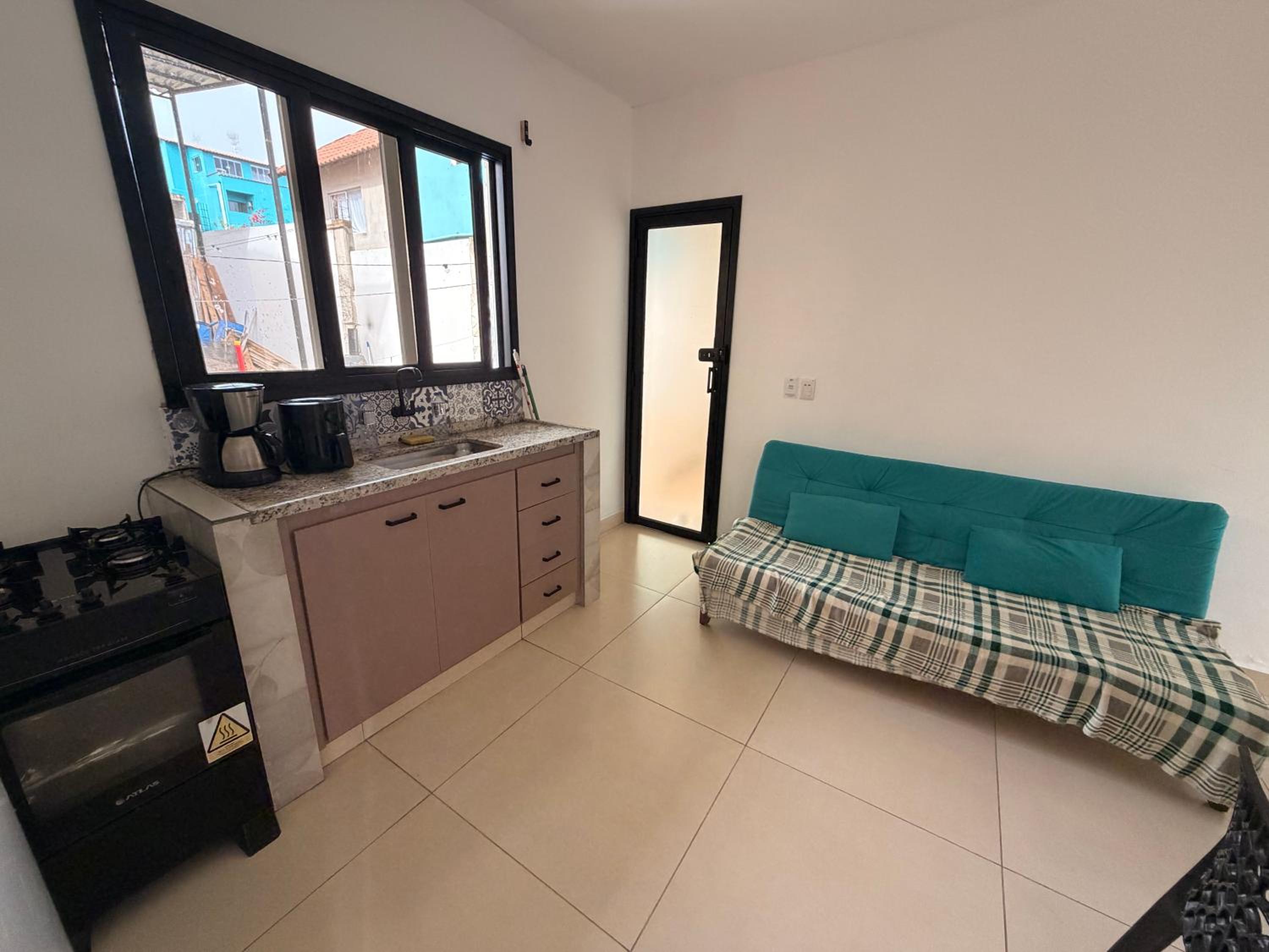 One-Bedroom Loft Apartment with Balcony photo 3