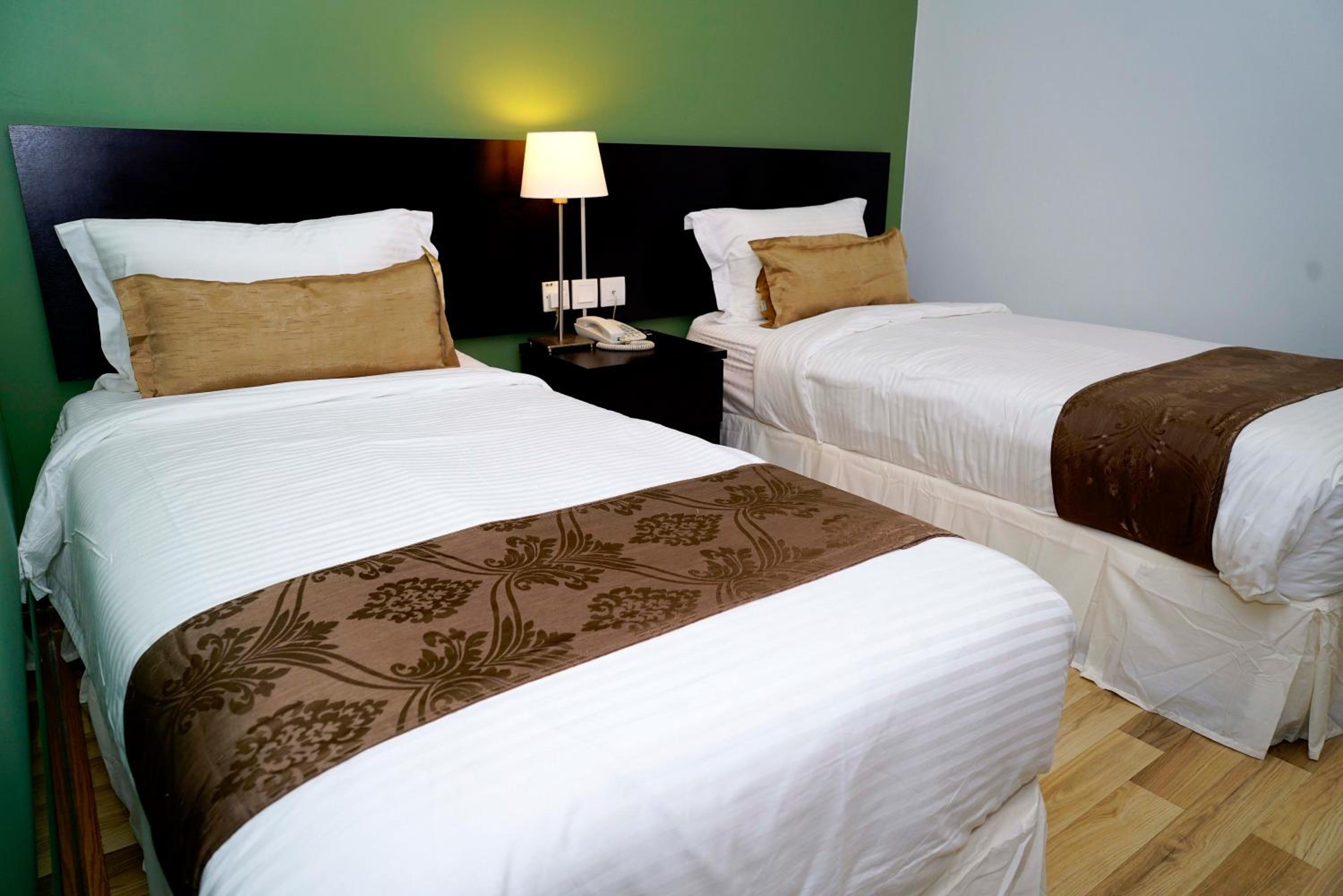 Standard Twin Room photo 2