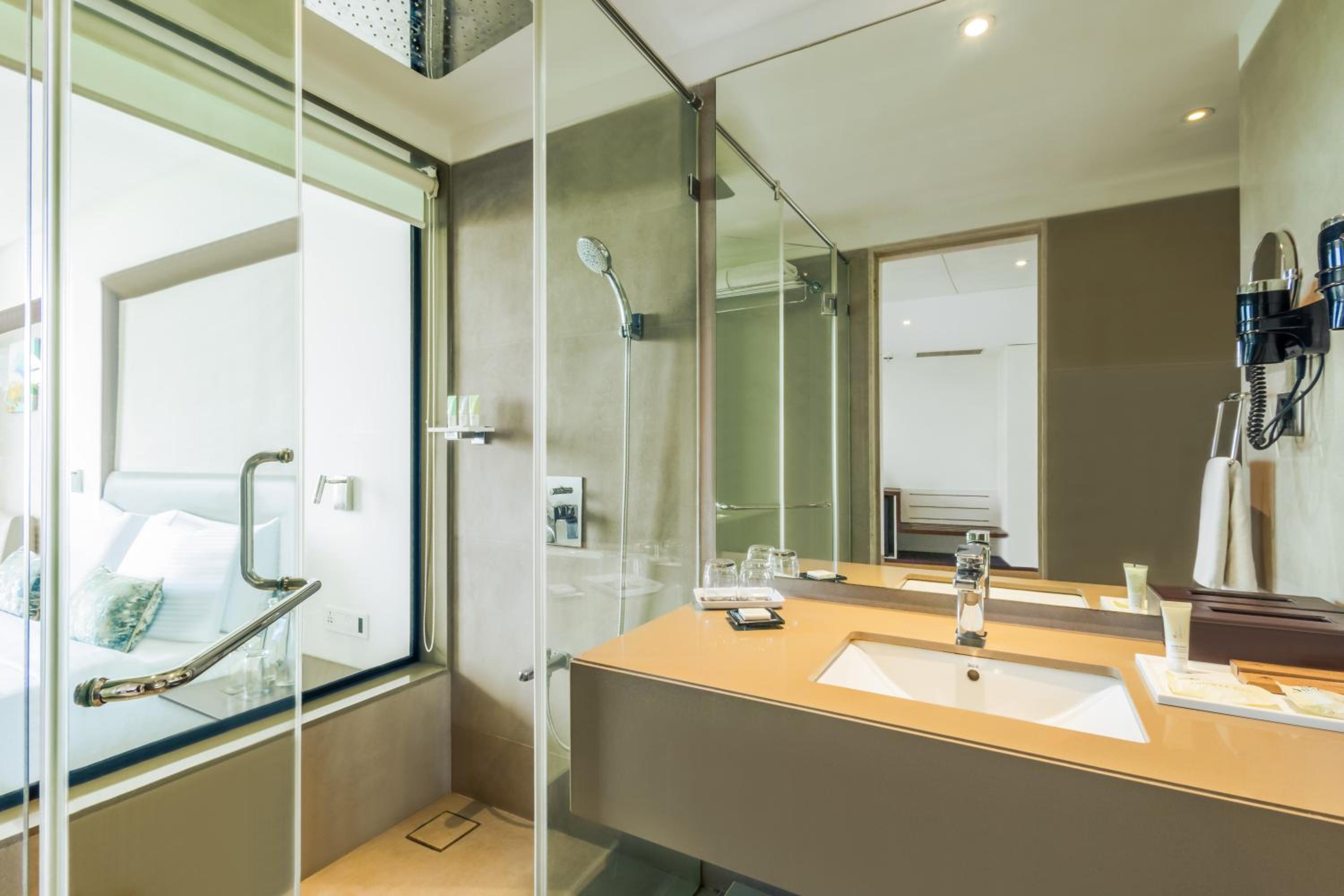 Executive Suite Executive Suite