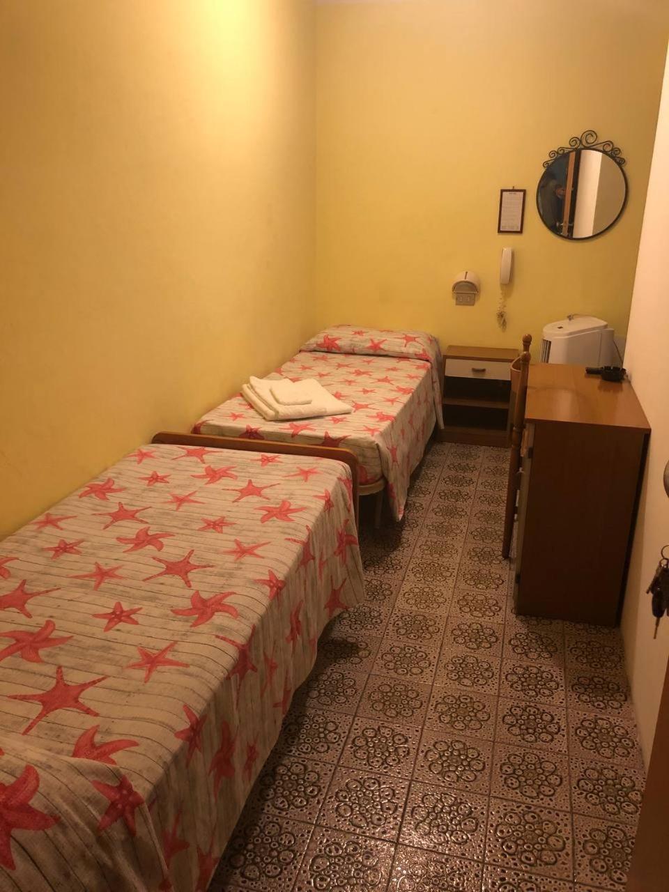 Twin Room photo 2