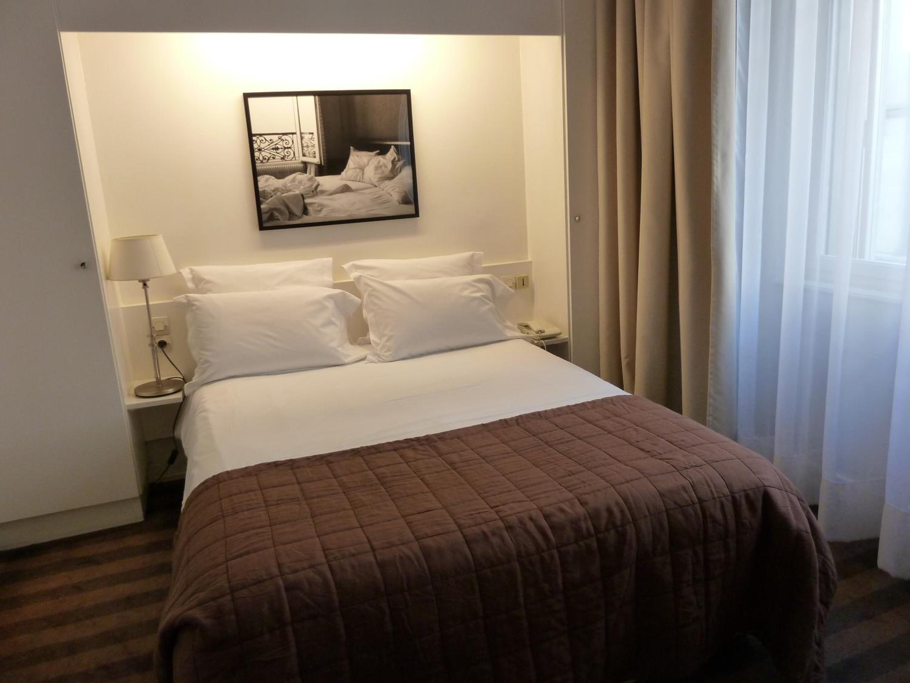 Classic Double Room - Breakfast Included - Photo 5