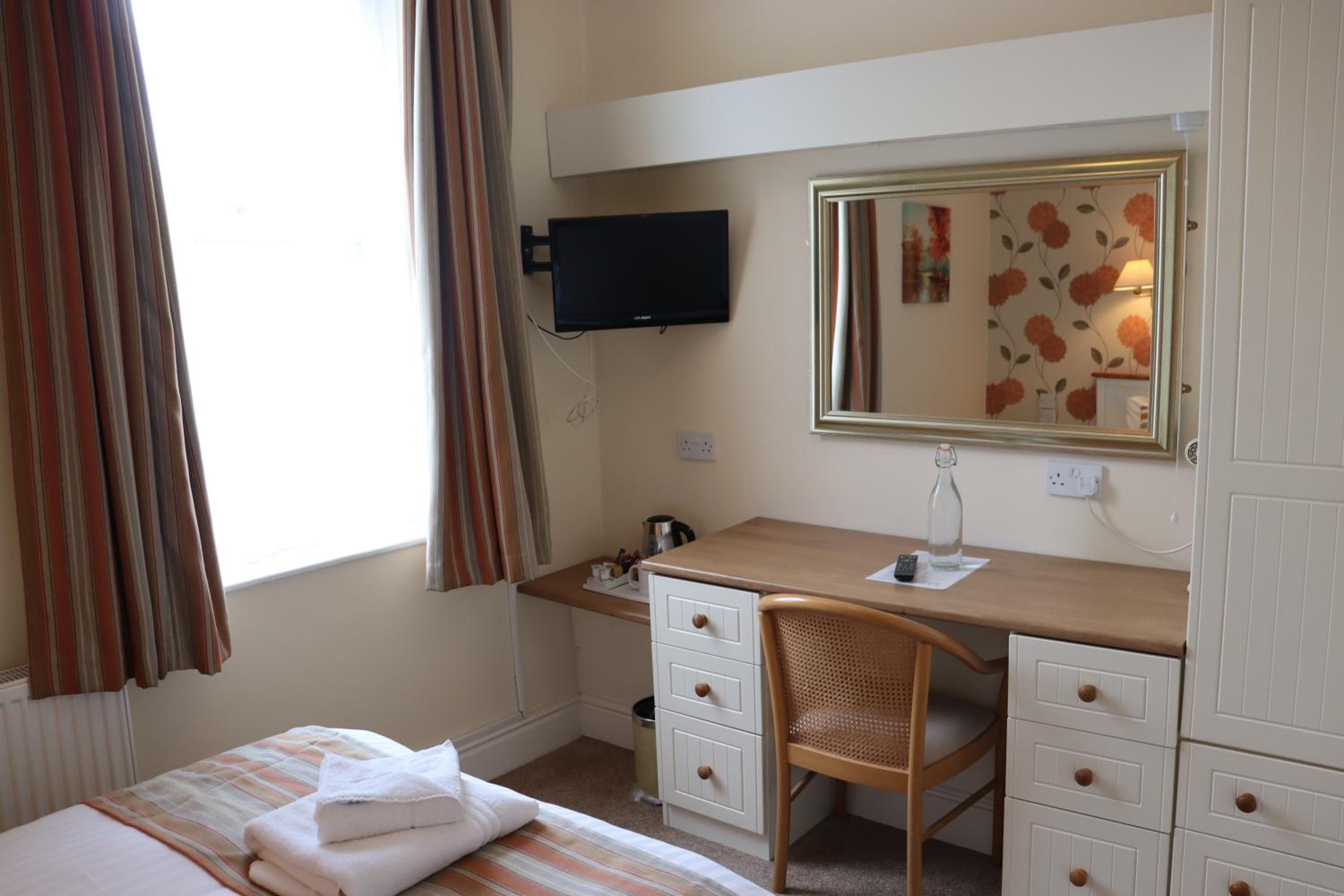 Standard King Room