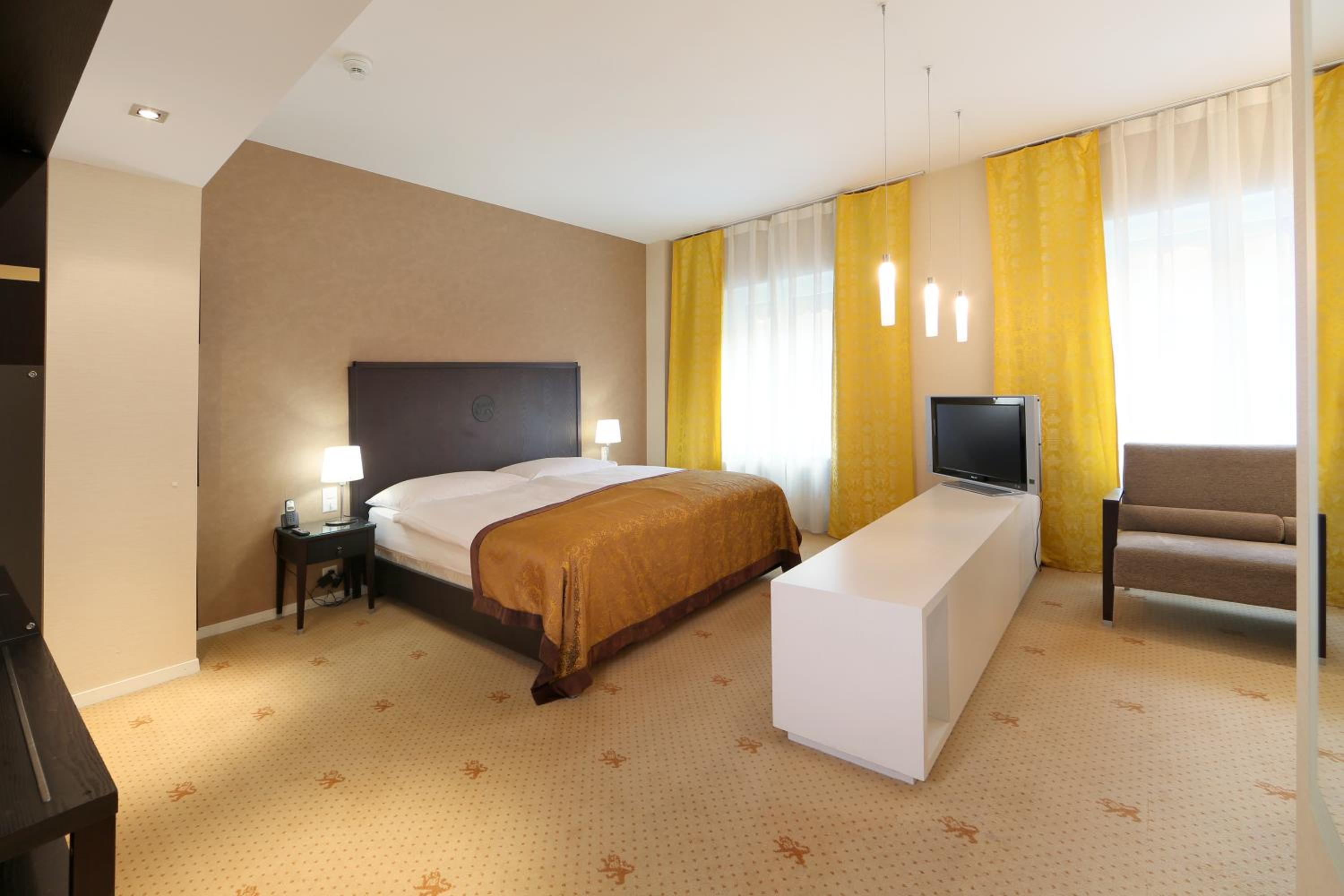 Double Room with Top View - Photo 5