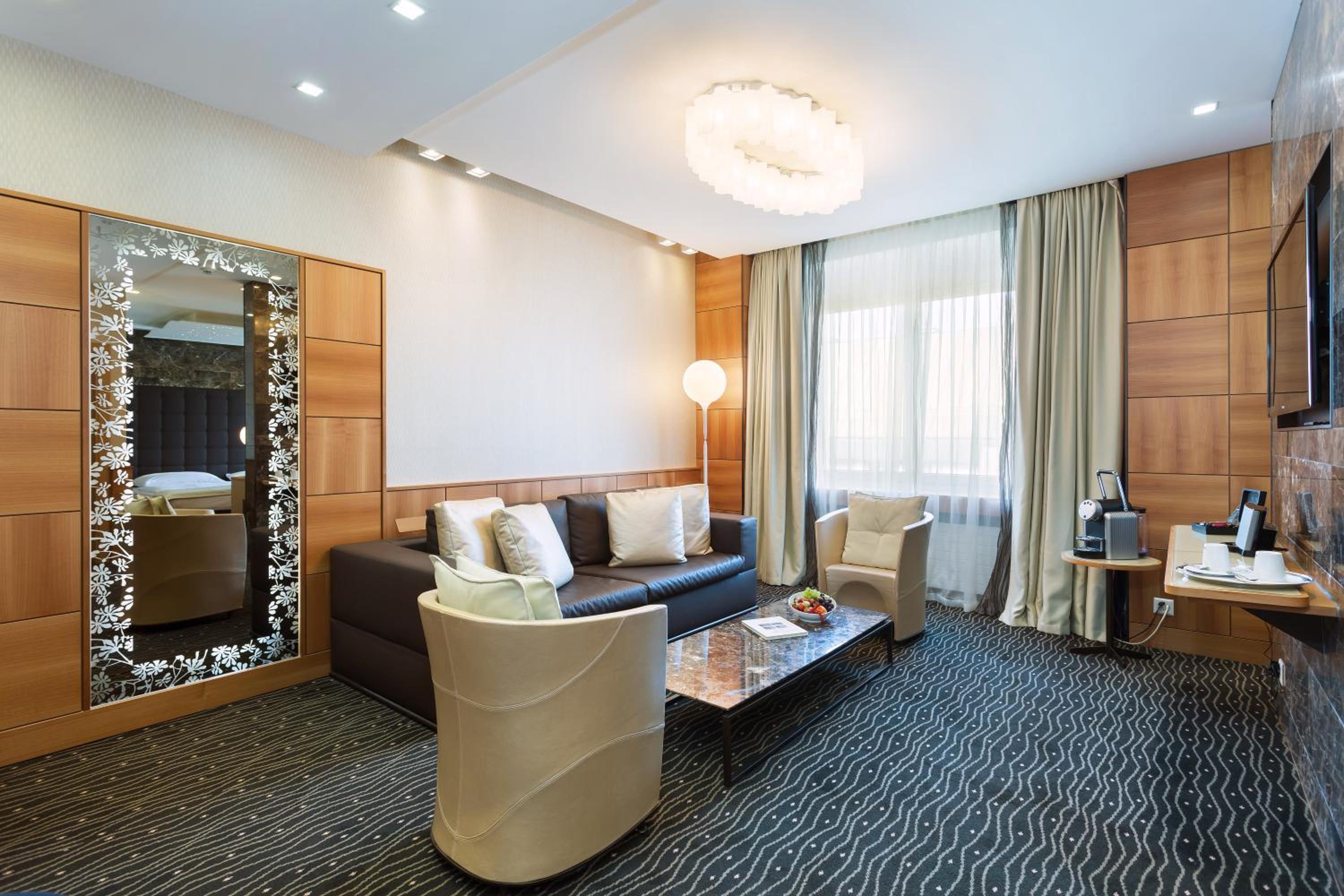 Junior Suite - Photo 1