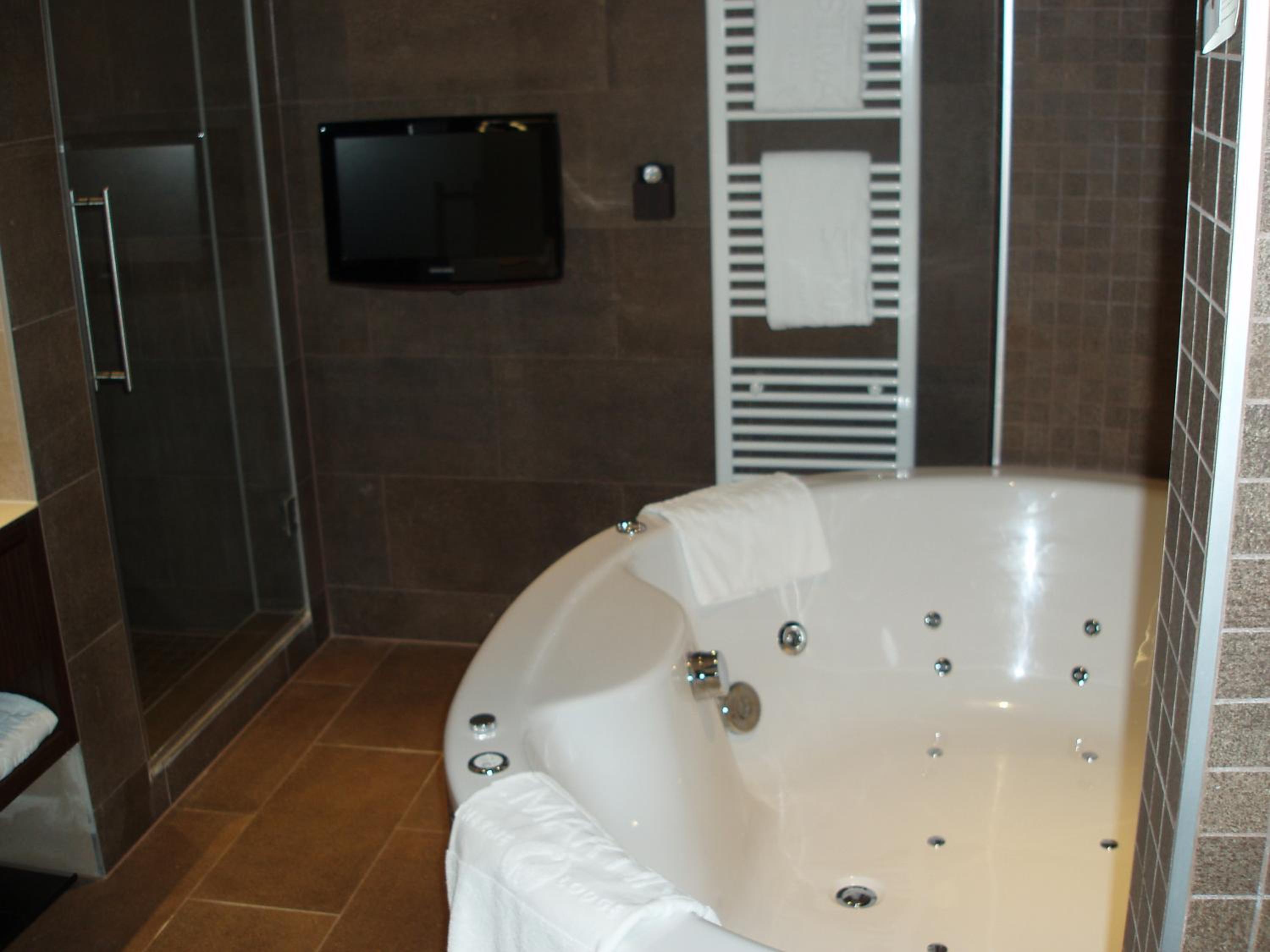 Junior Suite with Balcony photo 3