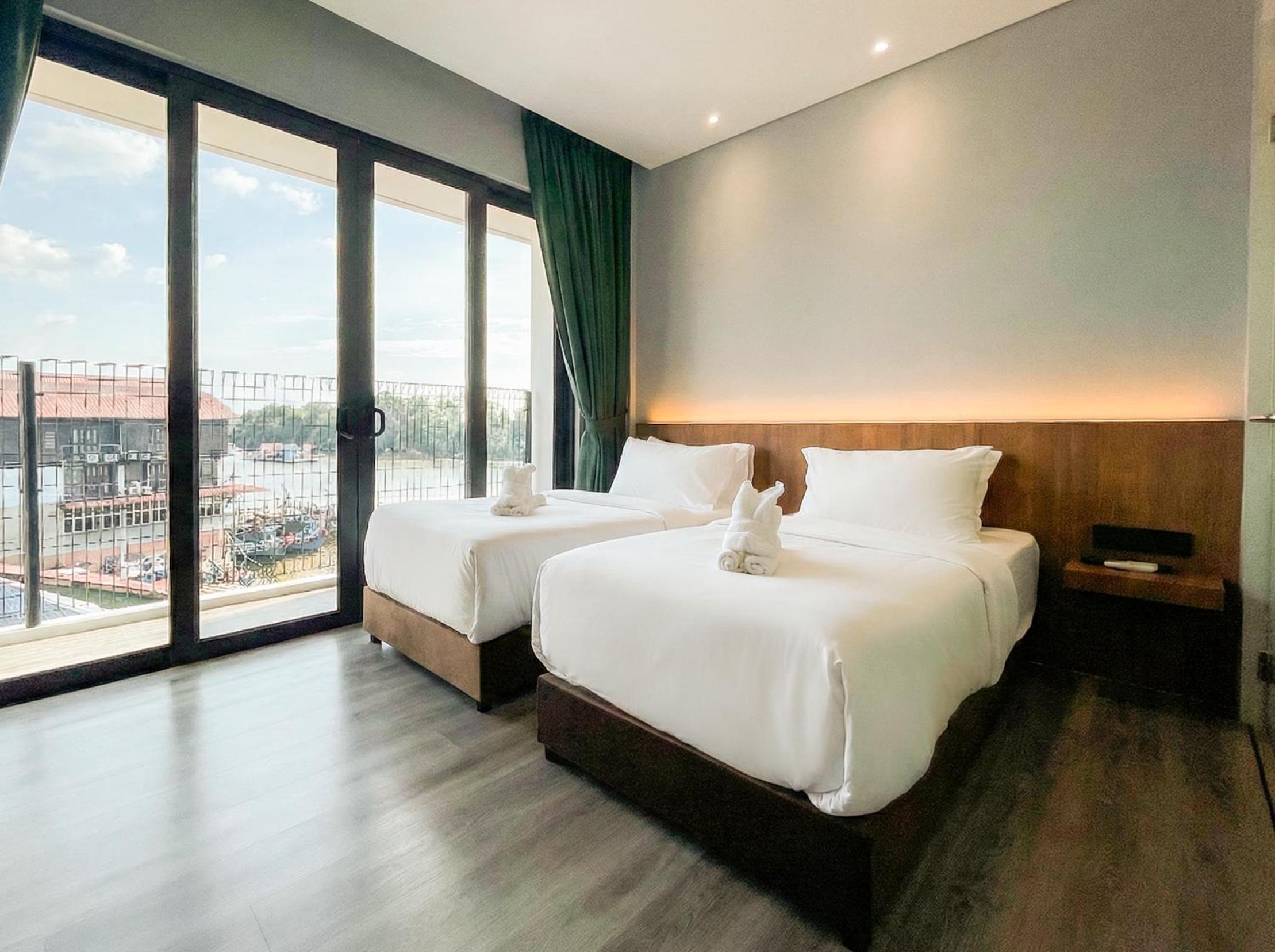 Twin Room with Balcony photo 1