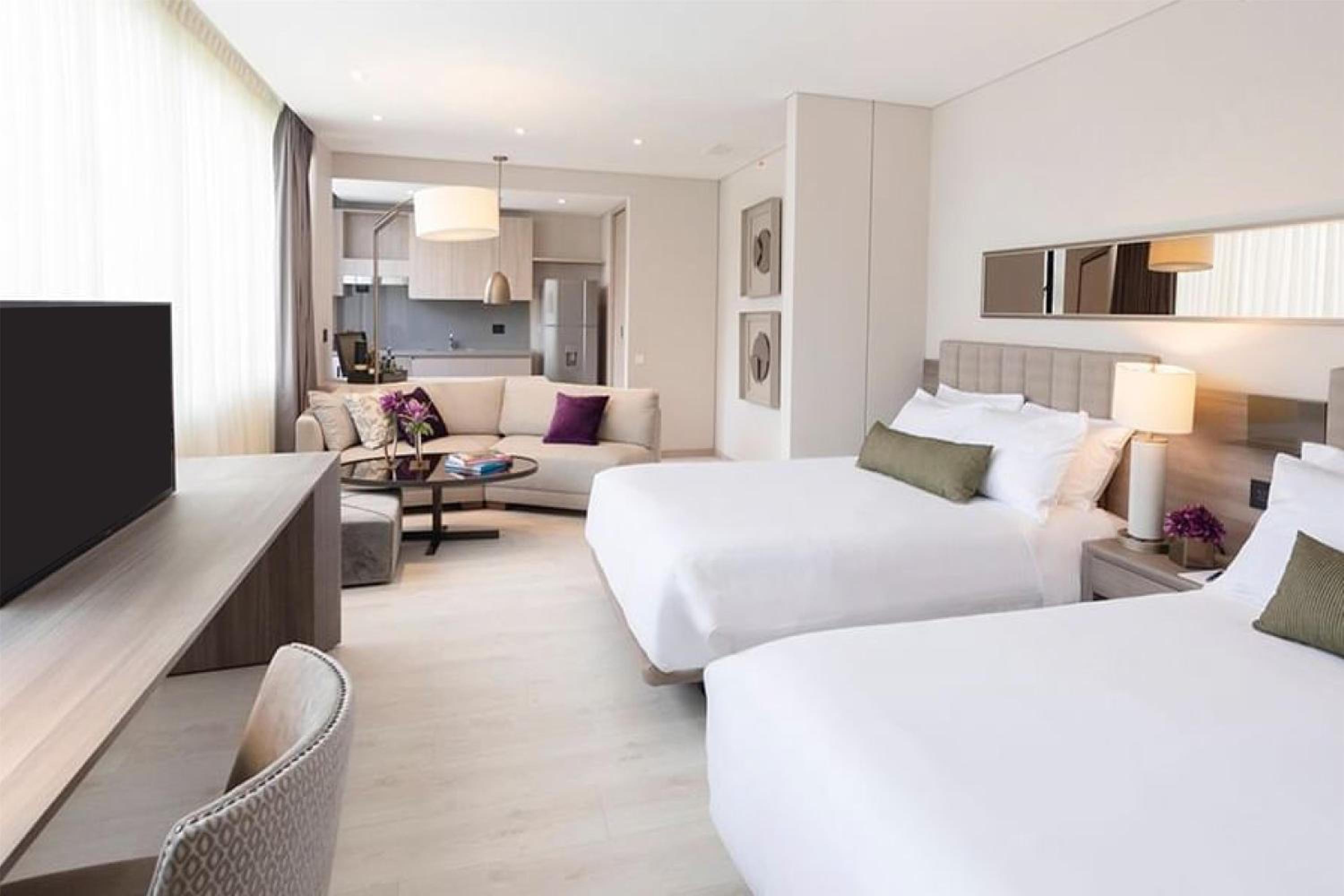 Studio with Two Double Beds and Kitchenette - Photo 4