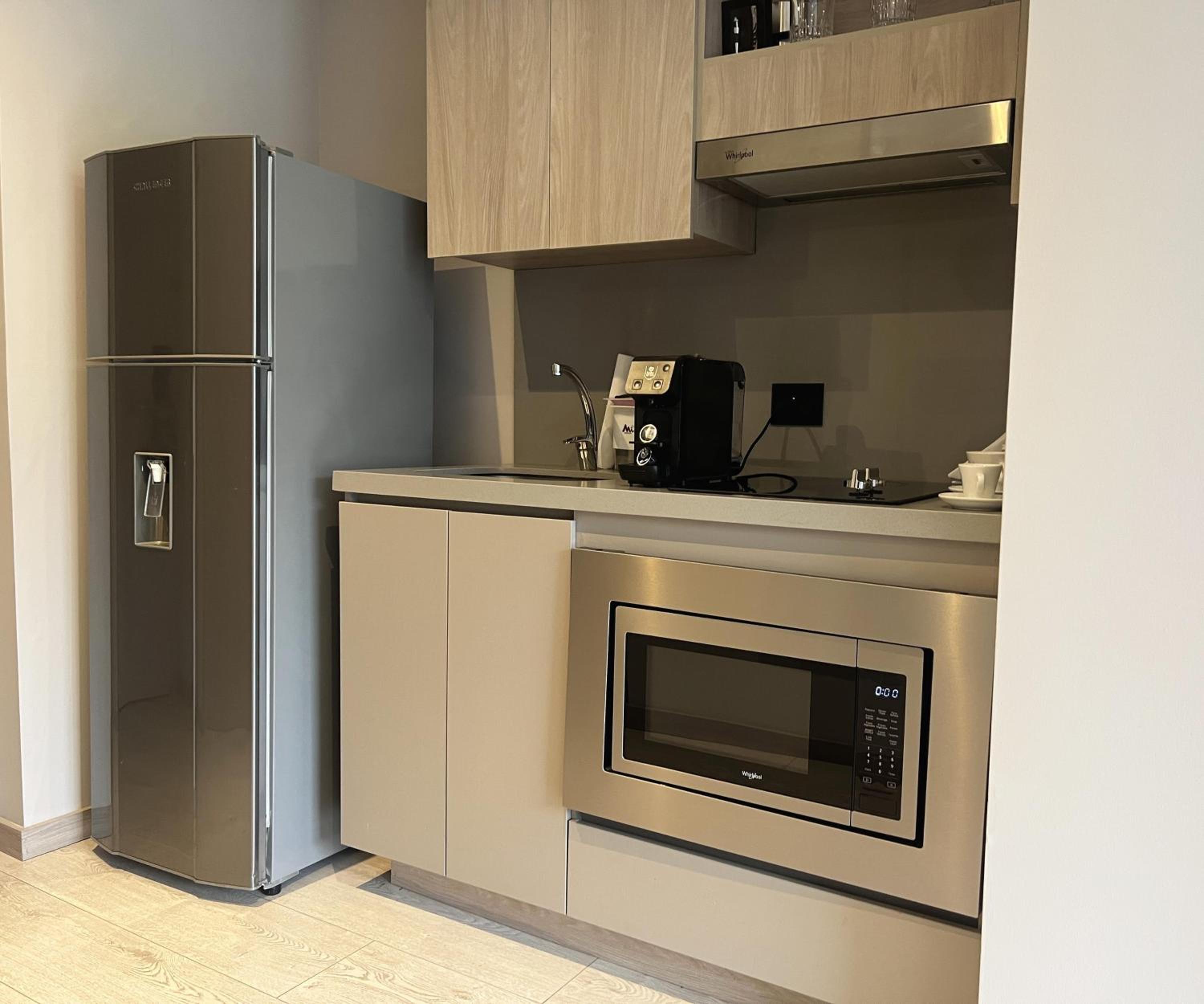 Superior Twin Room with Kitchenette - Photo 8
