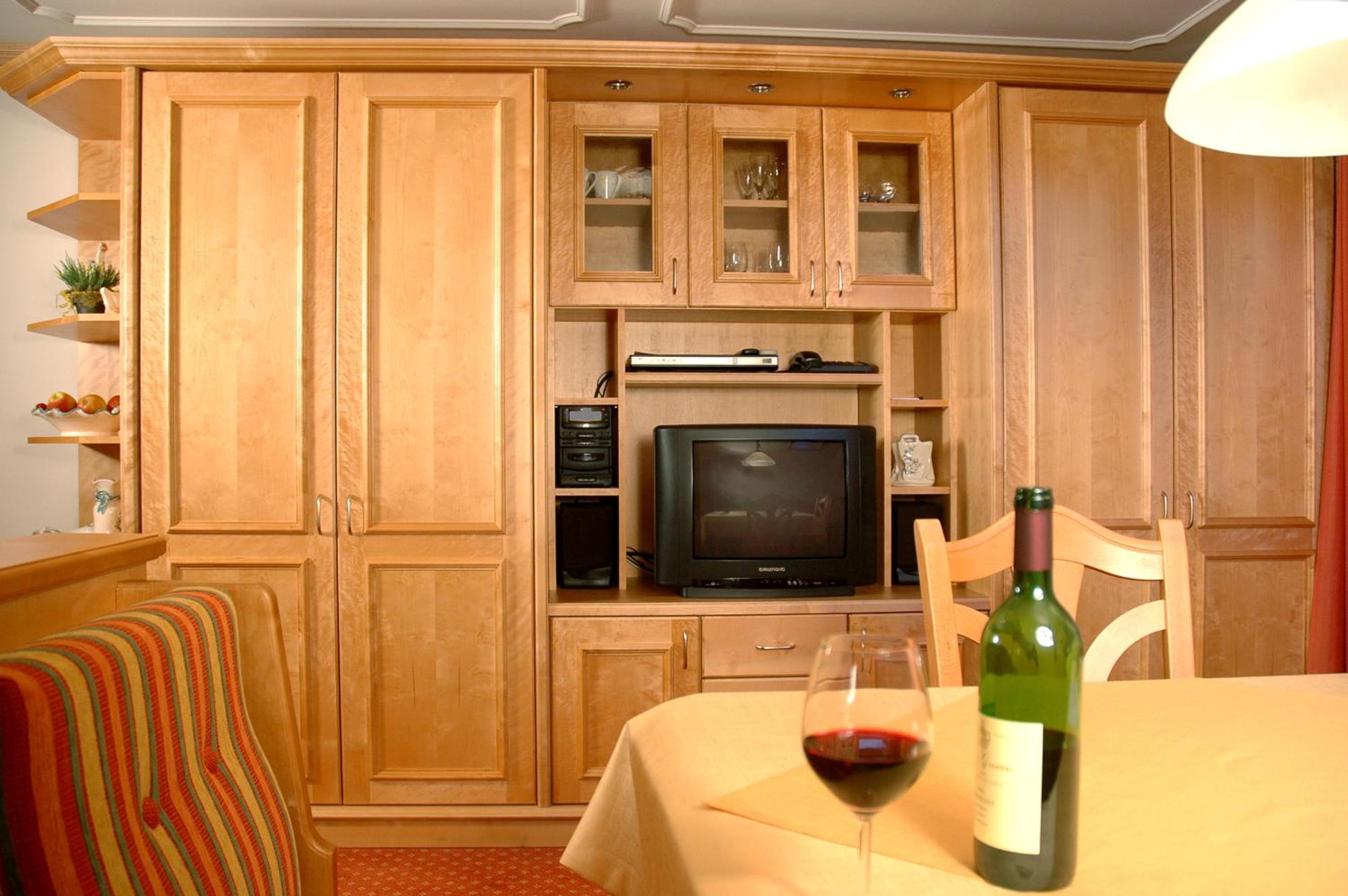 Apartment with Mountain View photo 3