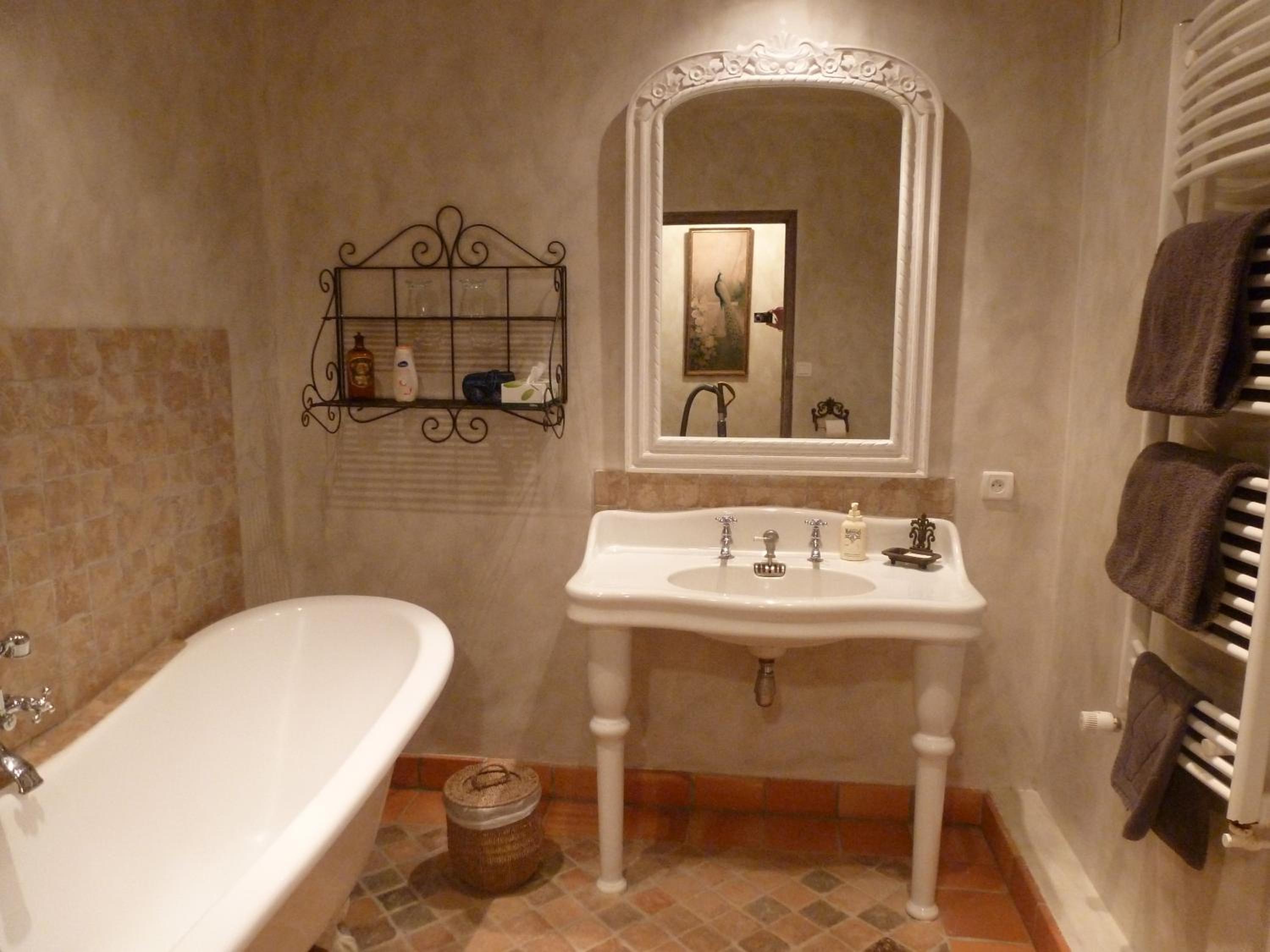 Superior Double Room - Photo 3