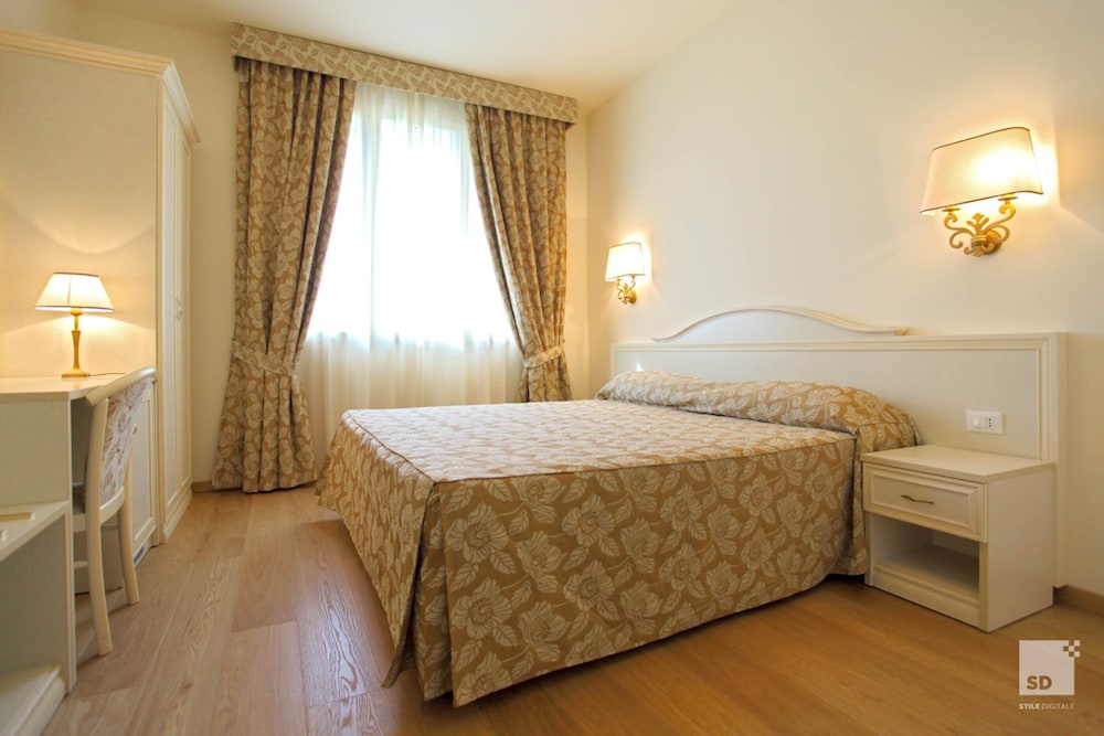 Premium Double Room photo 1