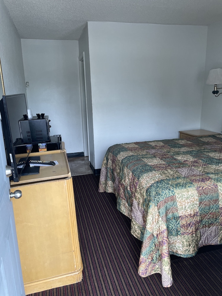 Basic Room photo 3