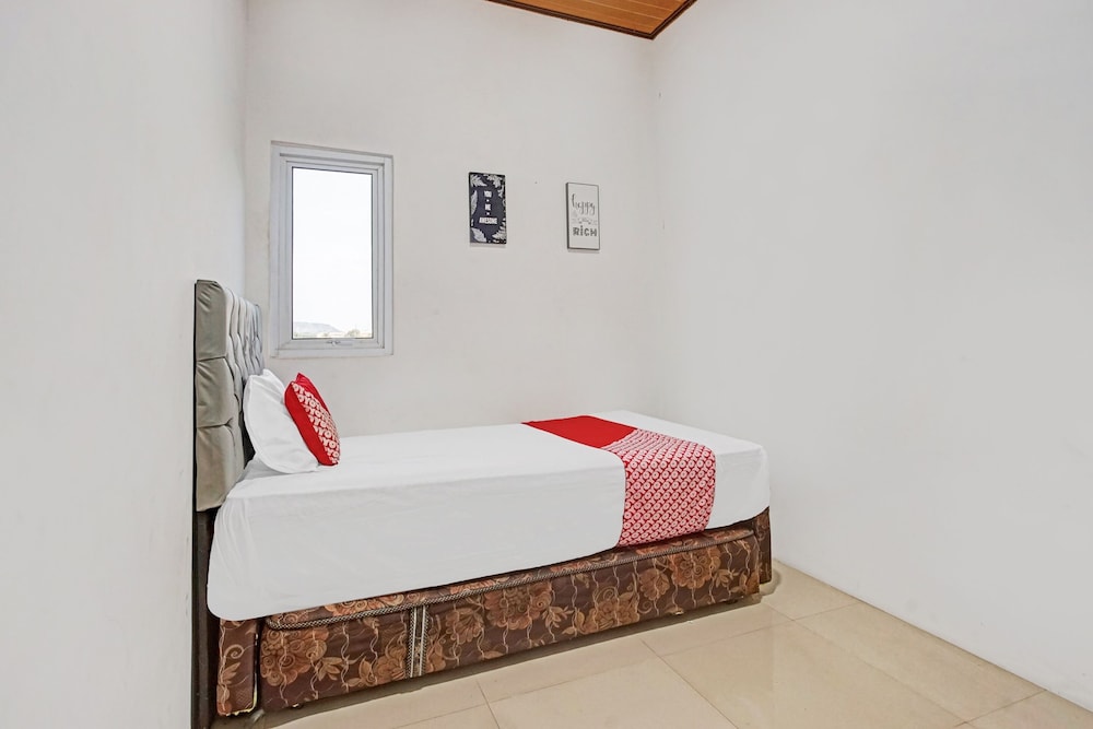 Economy Single Room photo 2