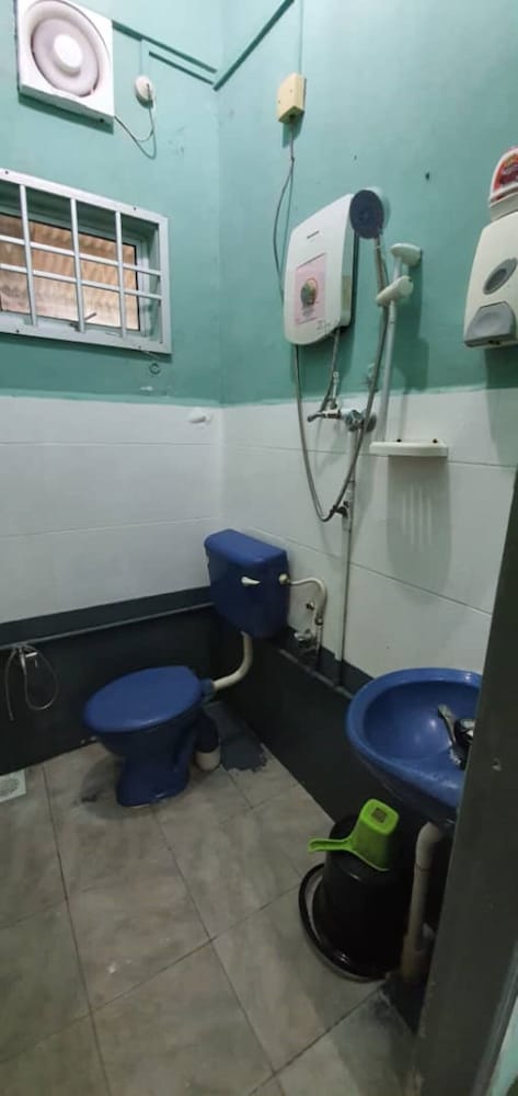 Deluxe Triple Room photo 2