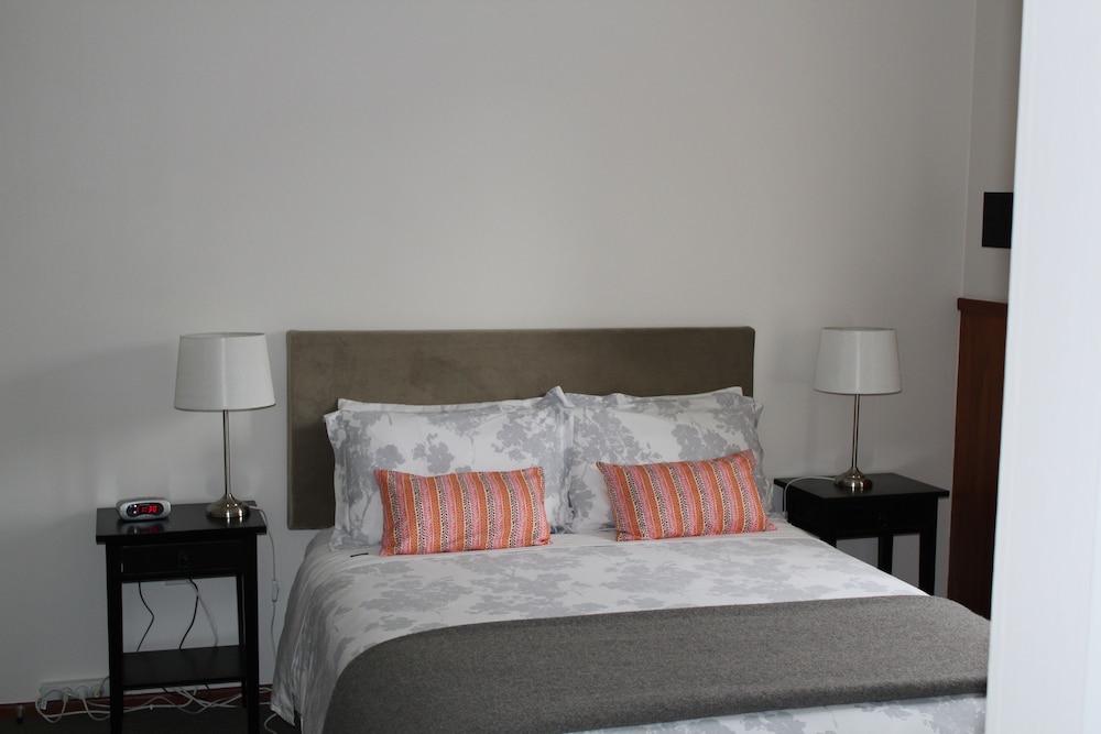Standard Queen Room photo 1