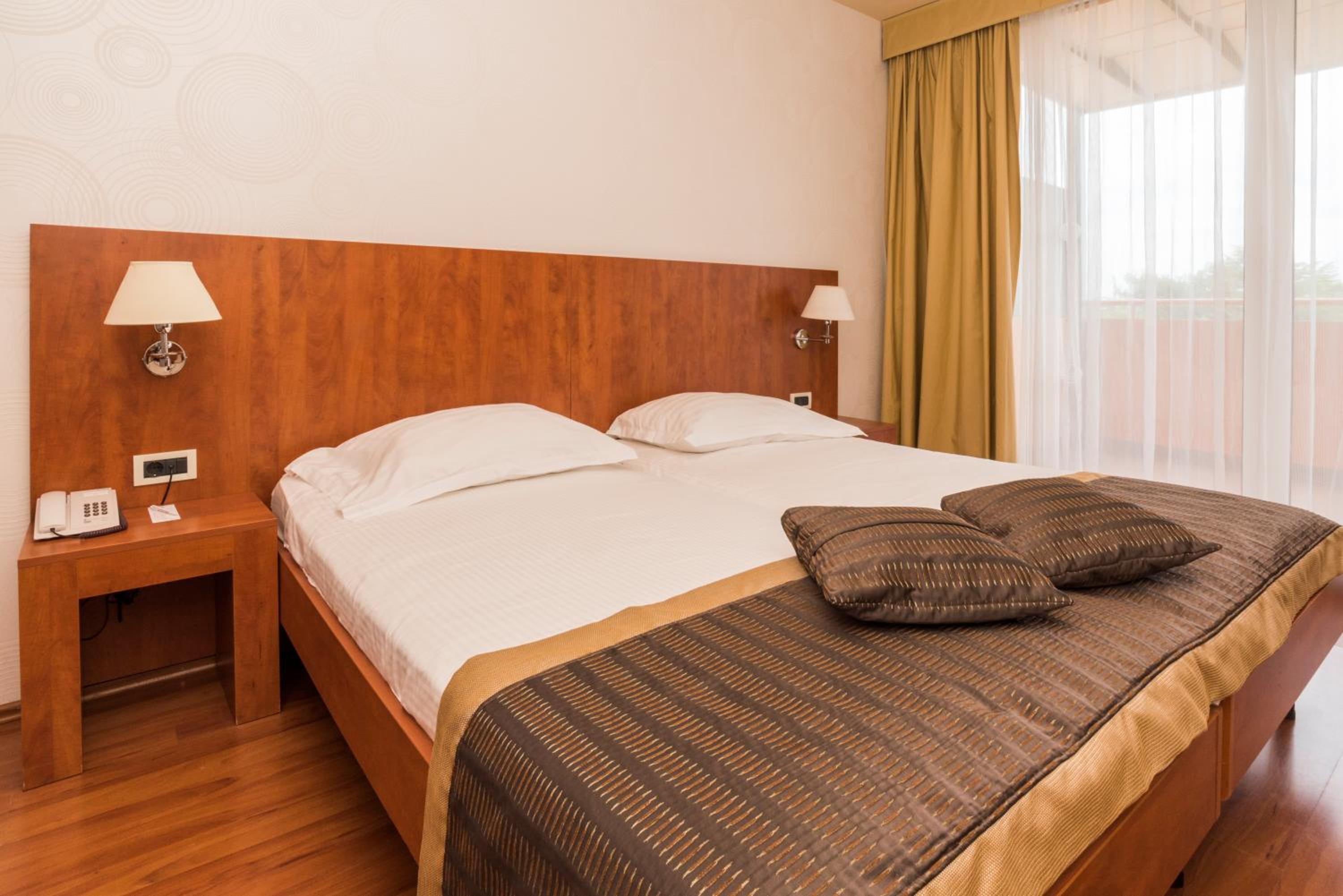 Suite with Balcony - Park Side photo 3