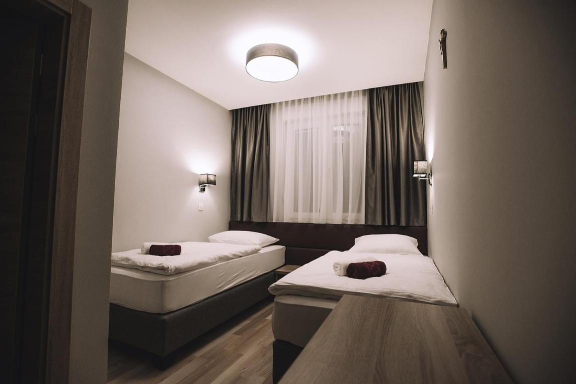 Double or Twin Room photo 2