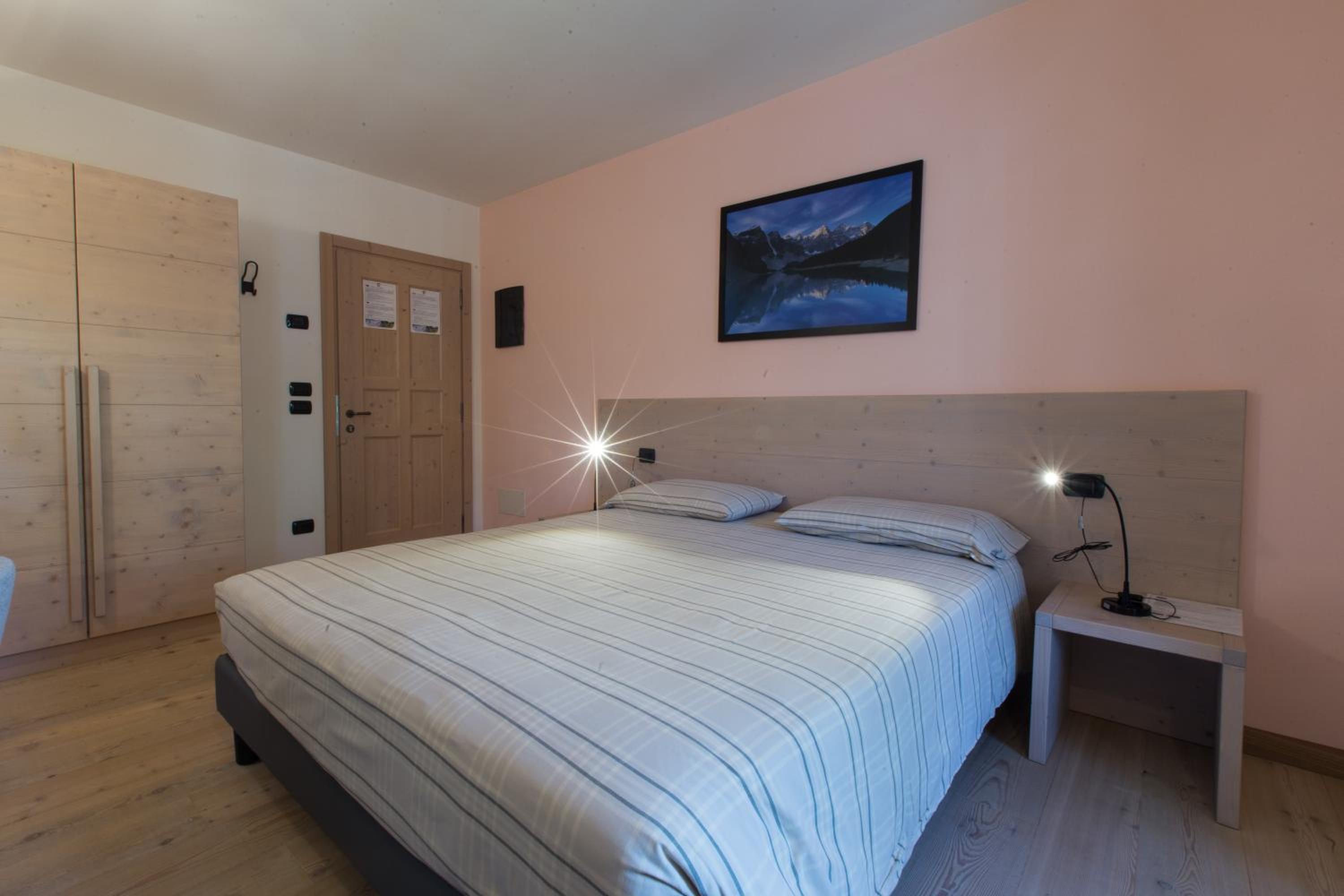 Double Room - Photo 4