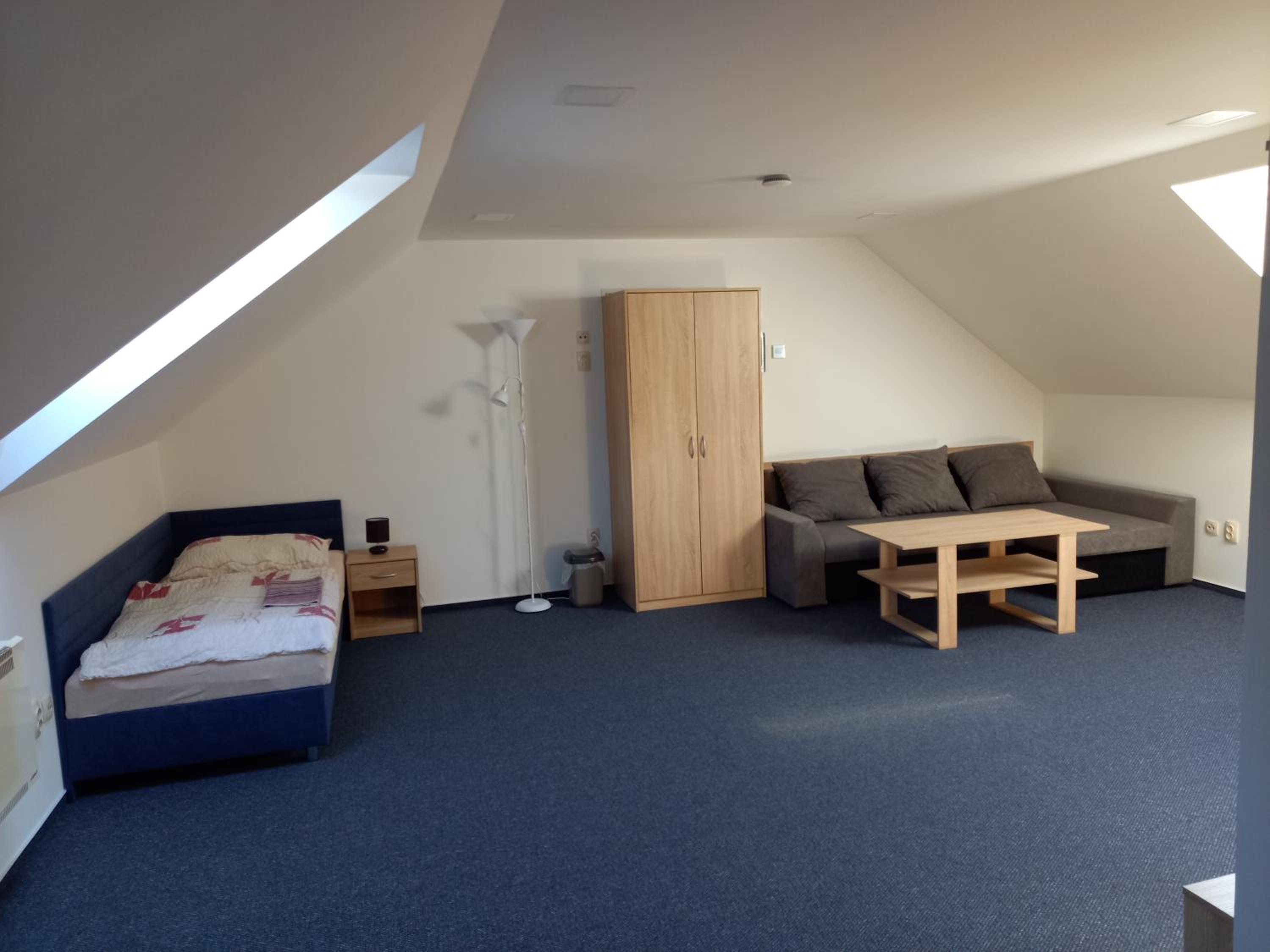 Twin Room with Bathroom photo 2