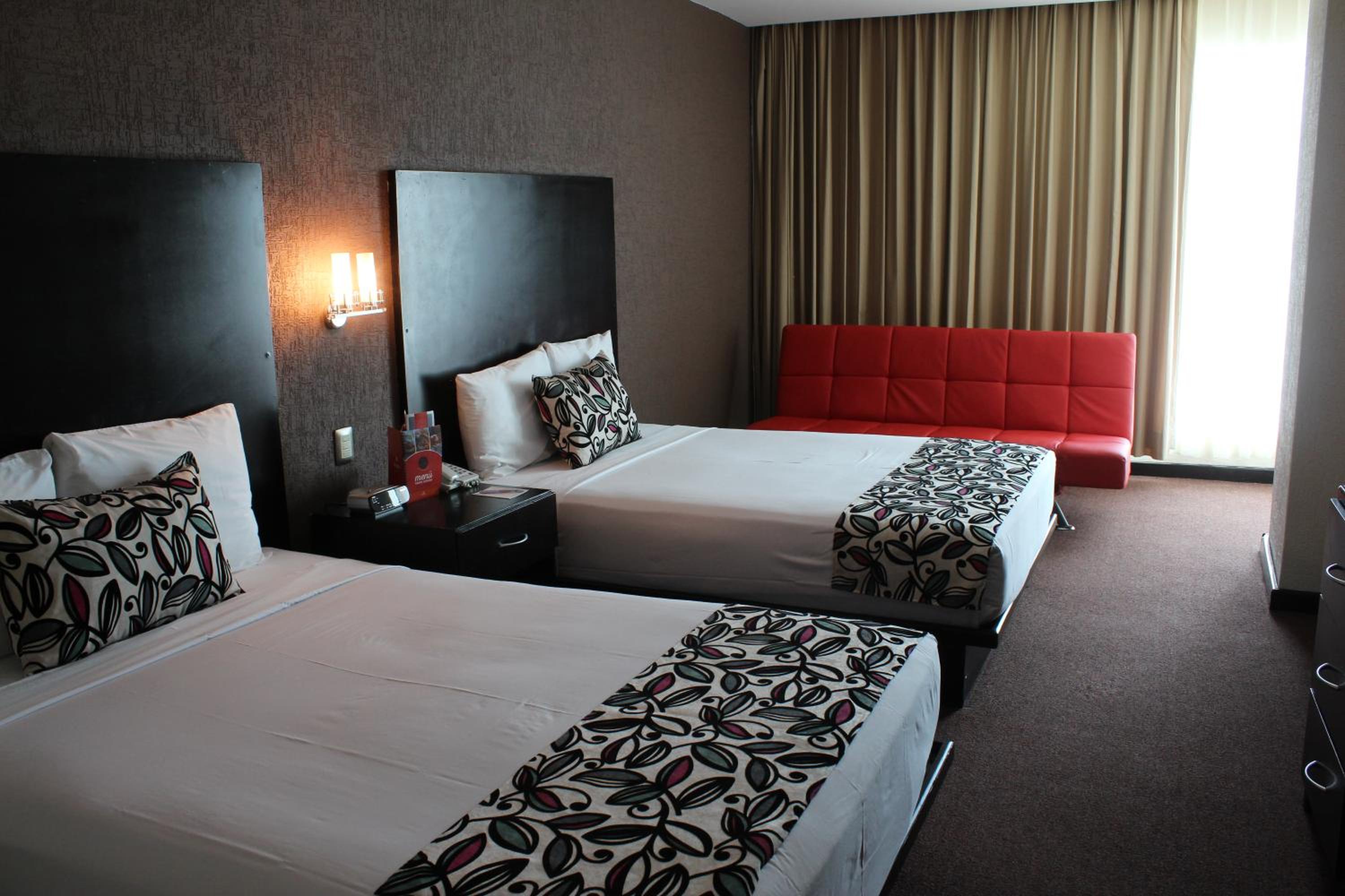 Double Room with Two Double Beds - Non-Smoking - Photo 20