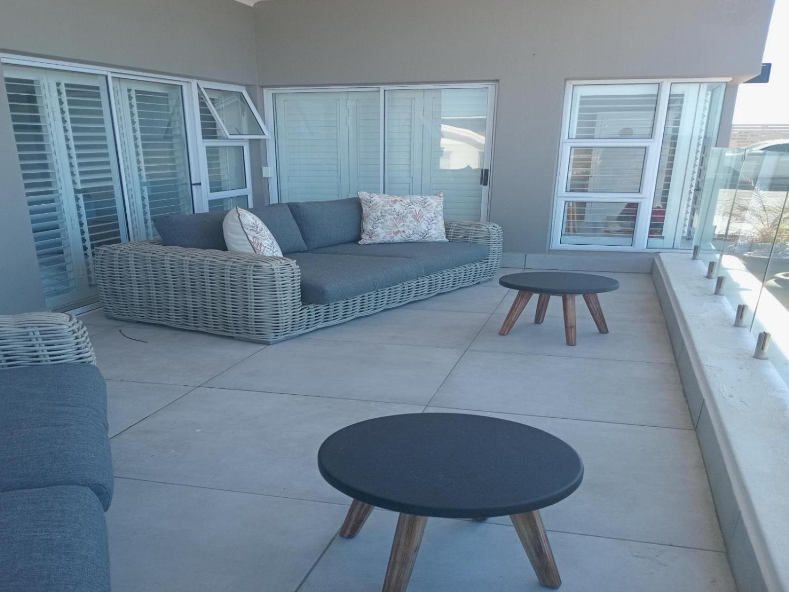 Deluxe King Suite photo 3