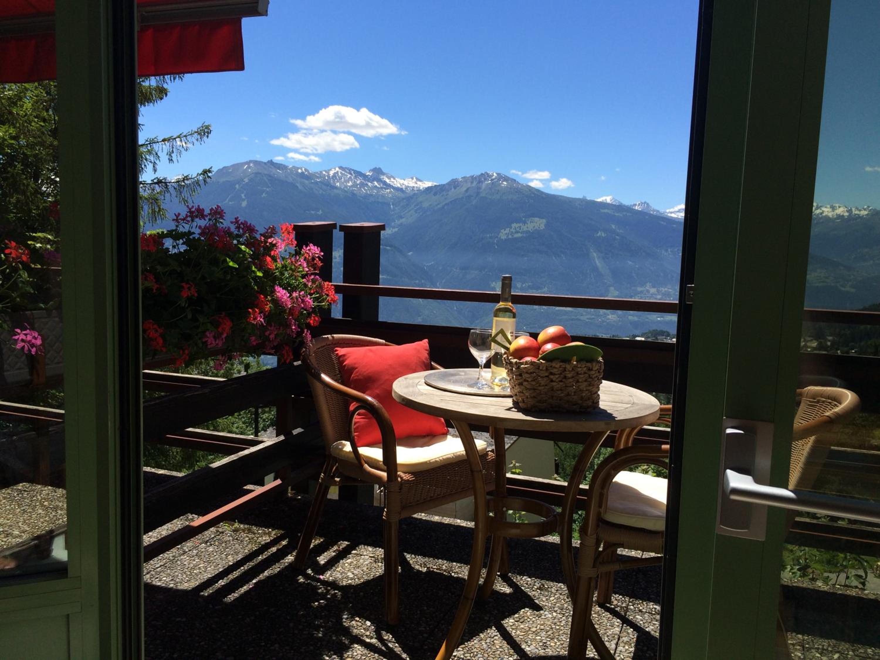 Deluxe Double or Twin Room with Balcony - Photo 4
