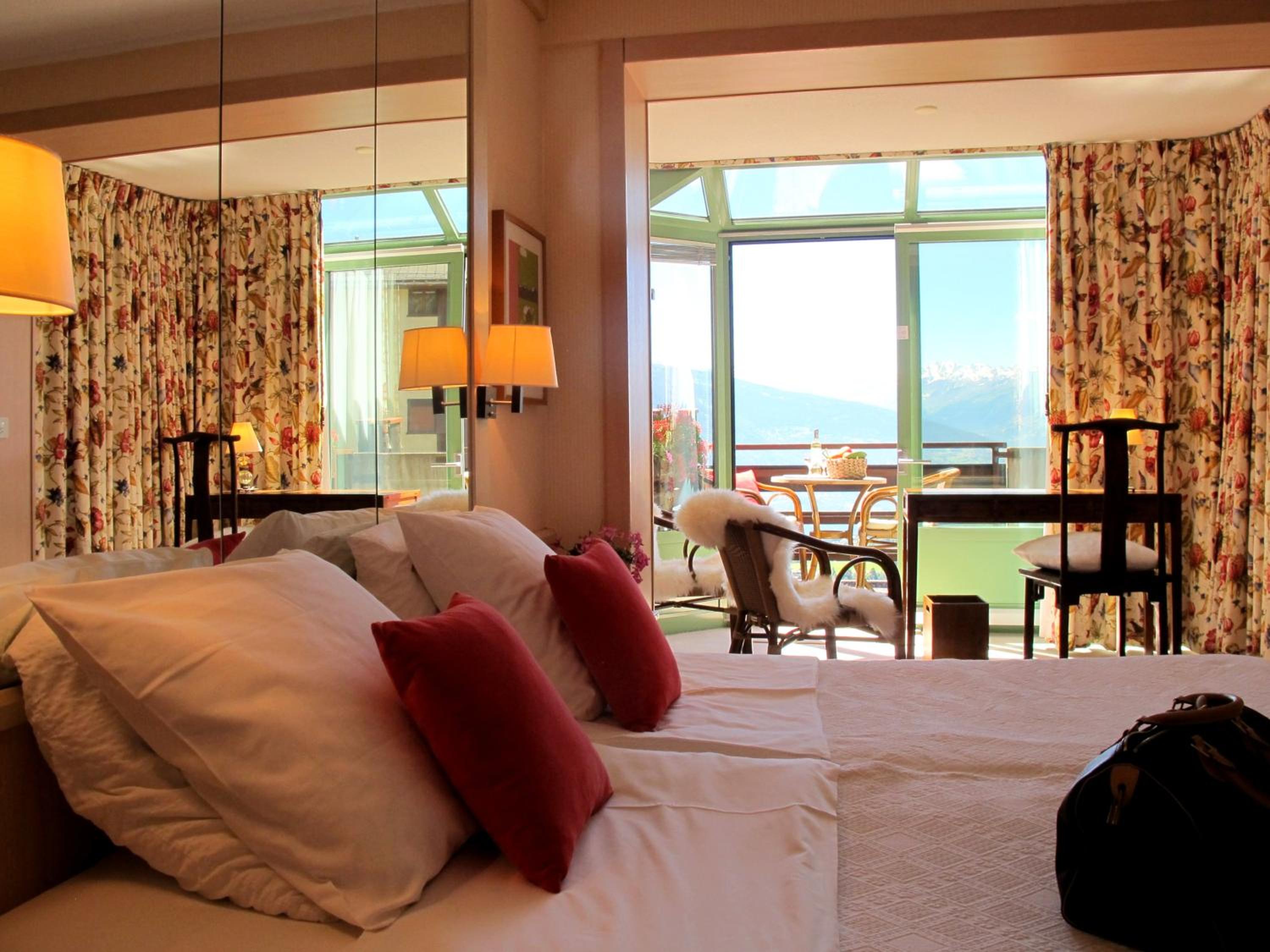 Deluxe Double or Twin Room with Balcony - Photo 3