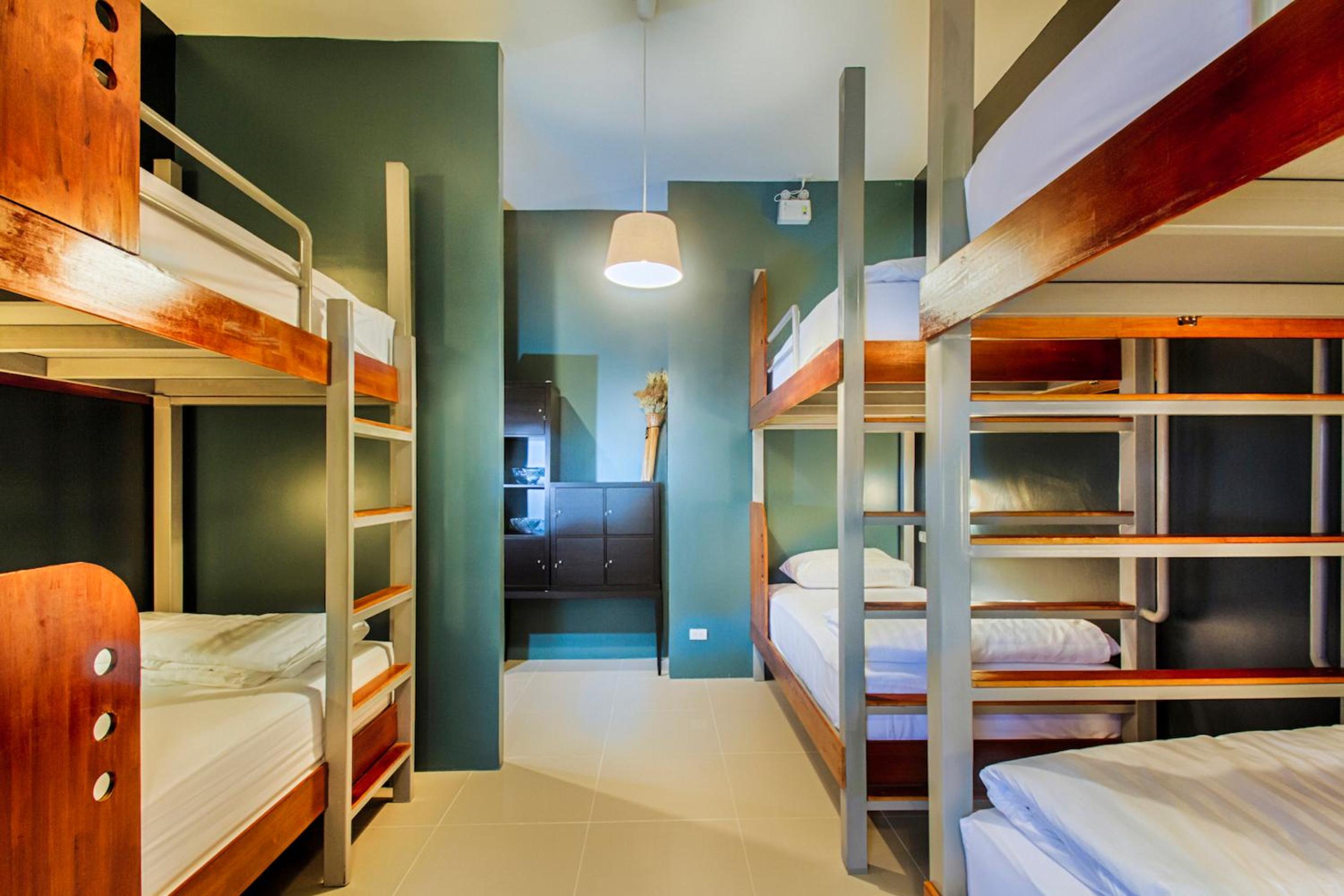 Bed in 6-Bed Female Dormitory Room photo 3