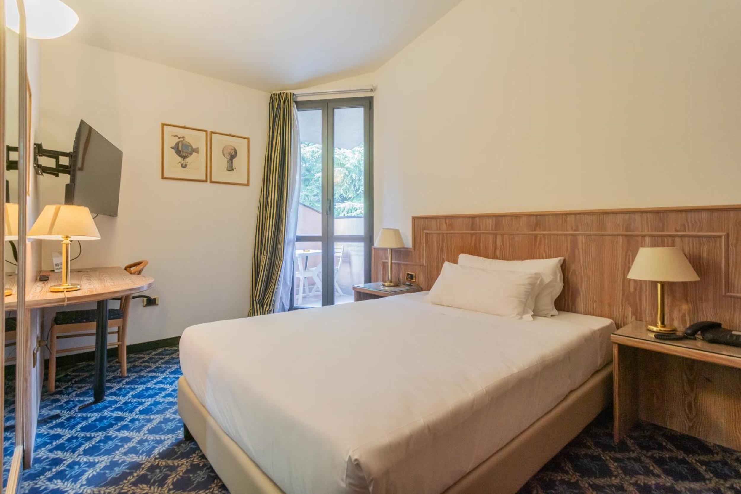 Double Room with Balcony