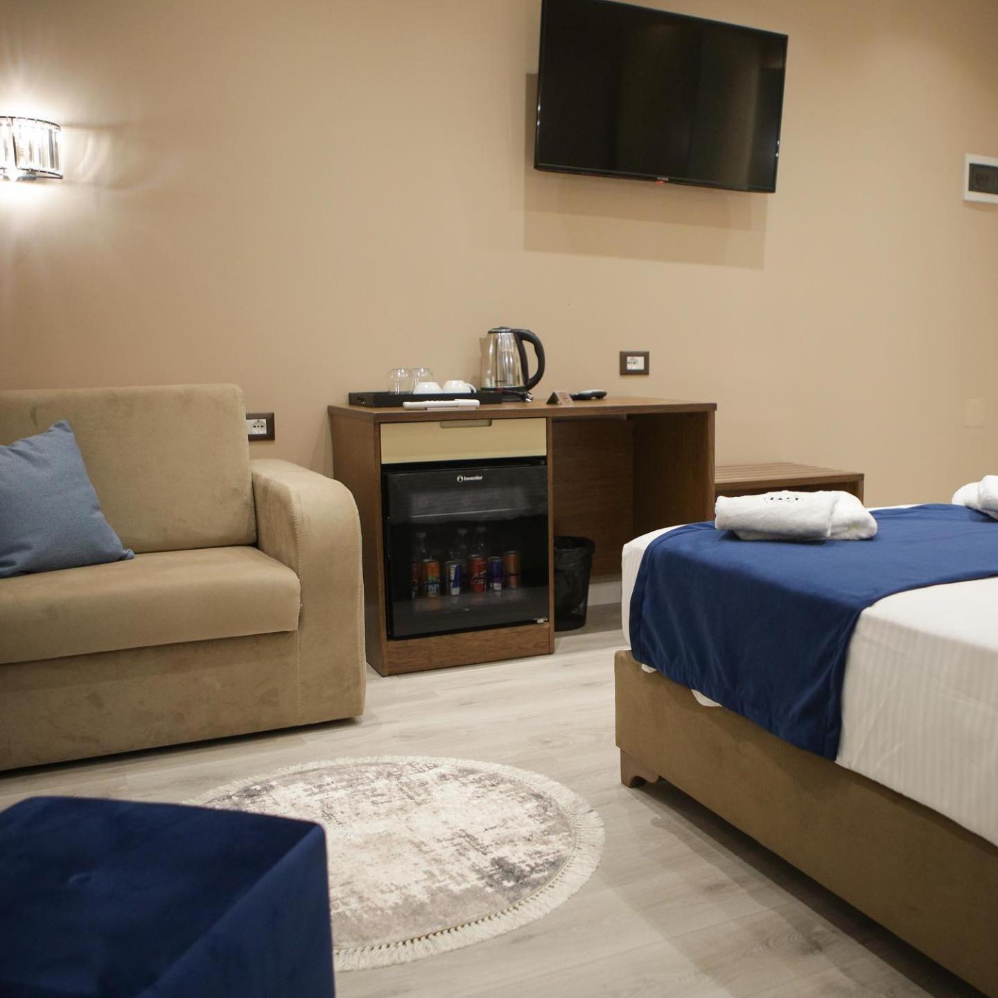 Basic Triple Room photo 2