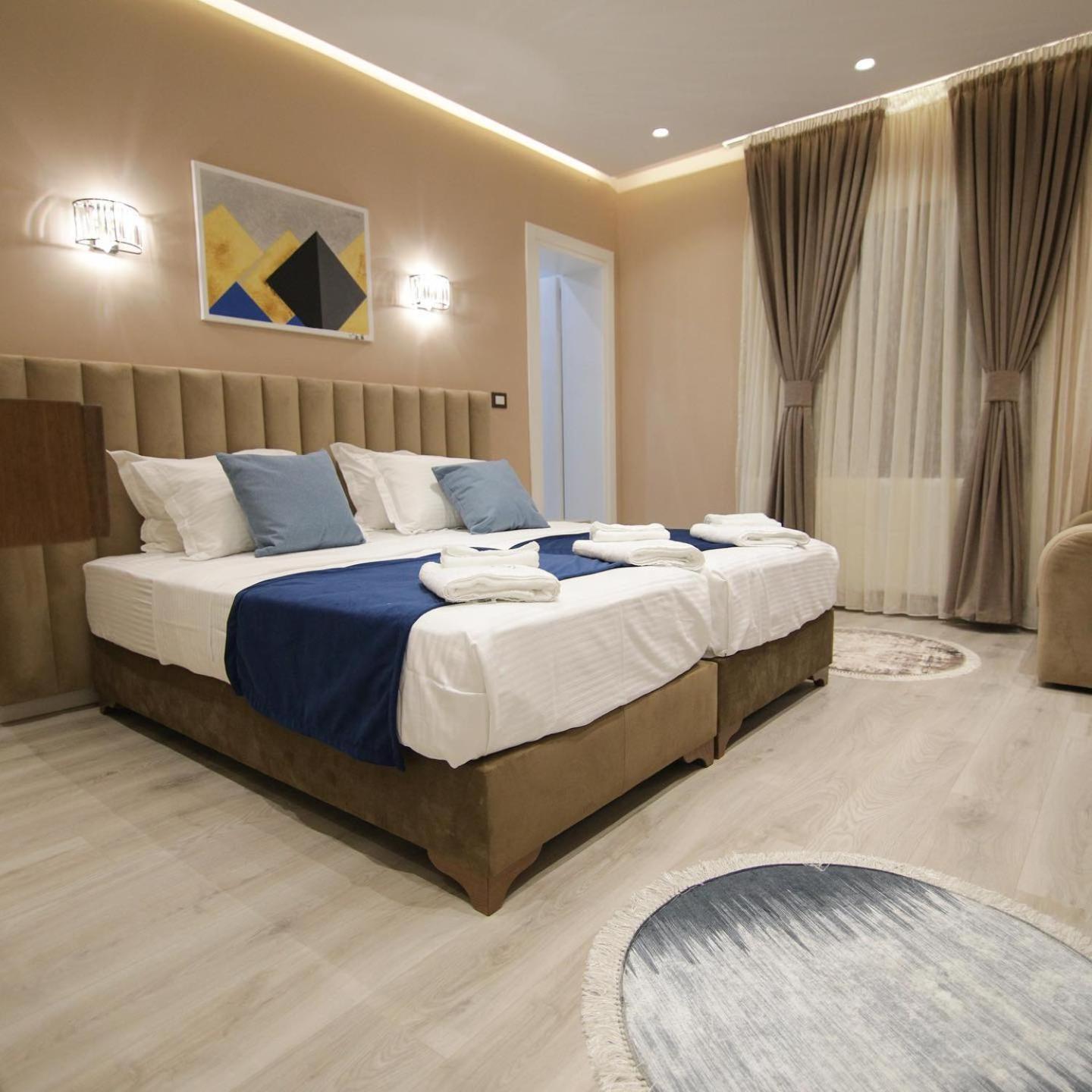 Basic Triple Room photo 2