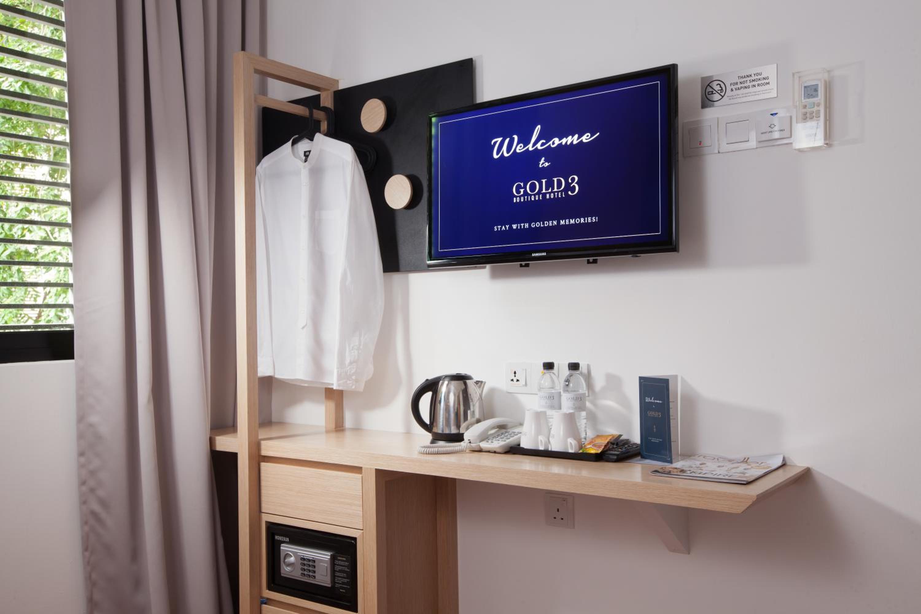 Superior Triple Room photo 2