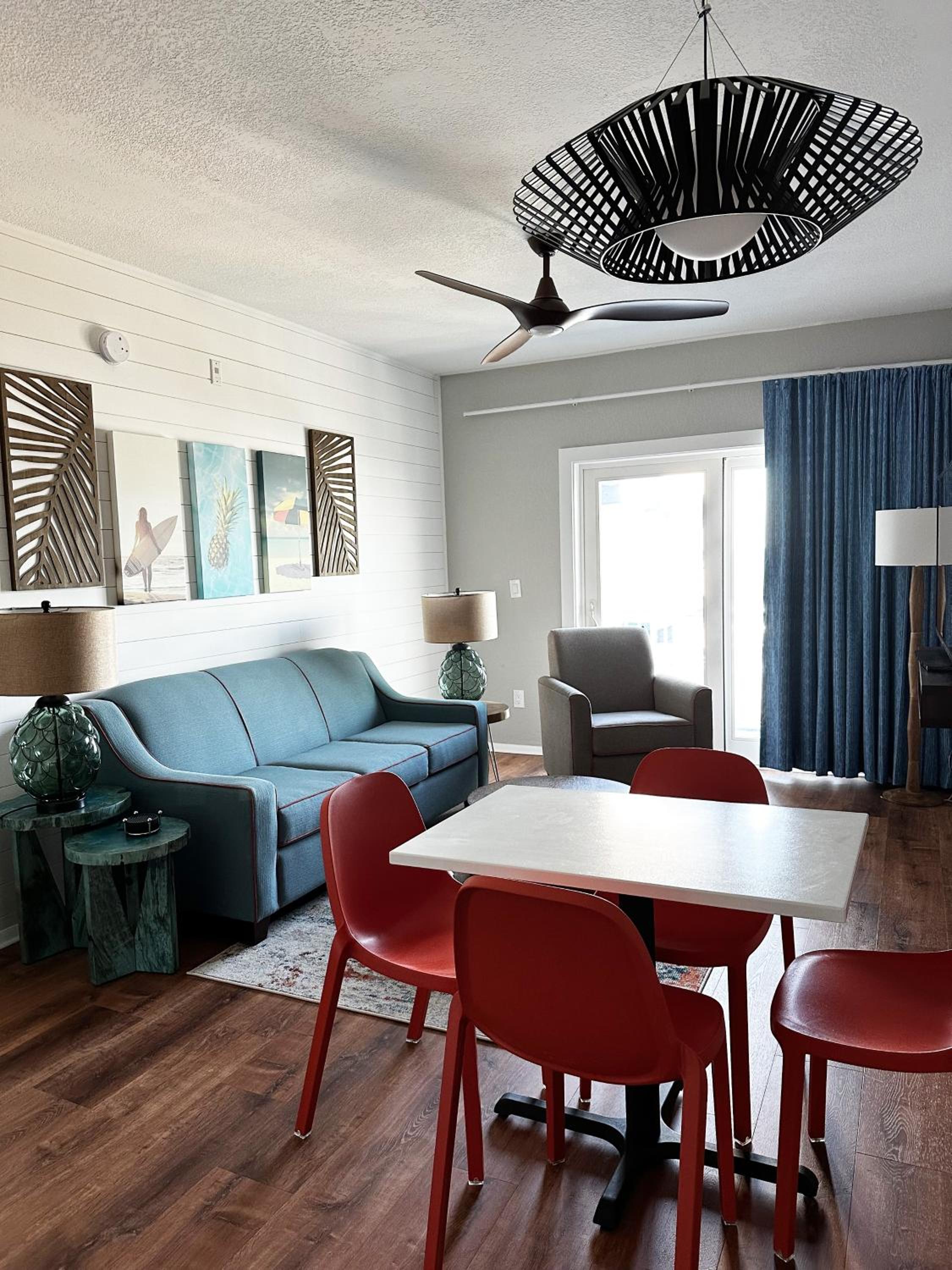 1 Bedroom Queen, Ocean Front