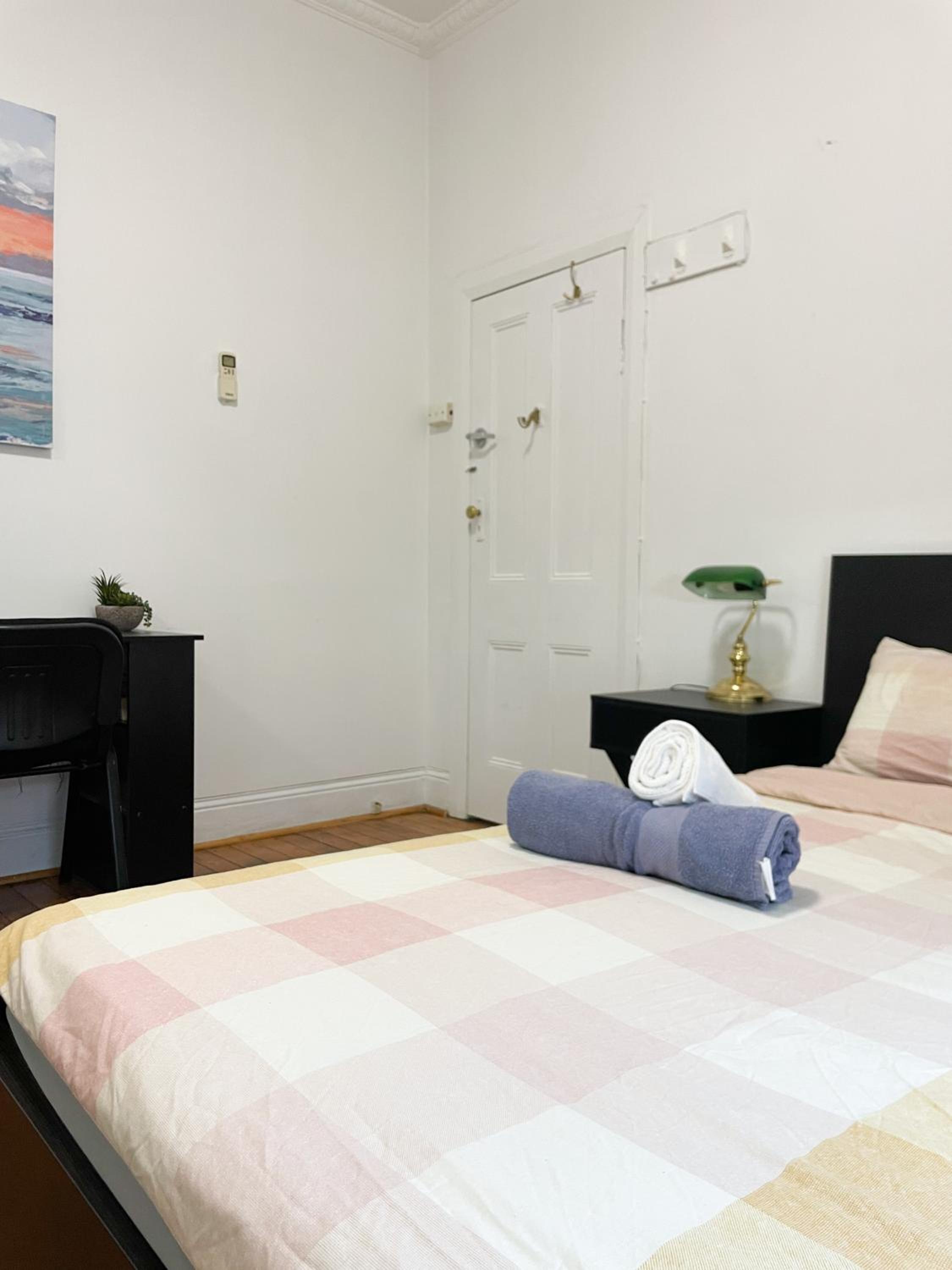 Standard Queen Room