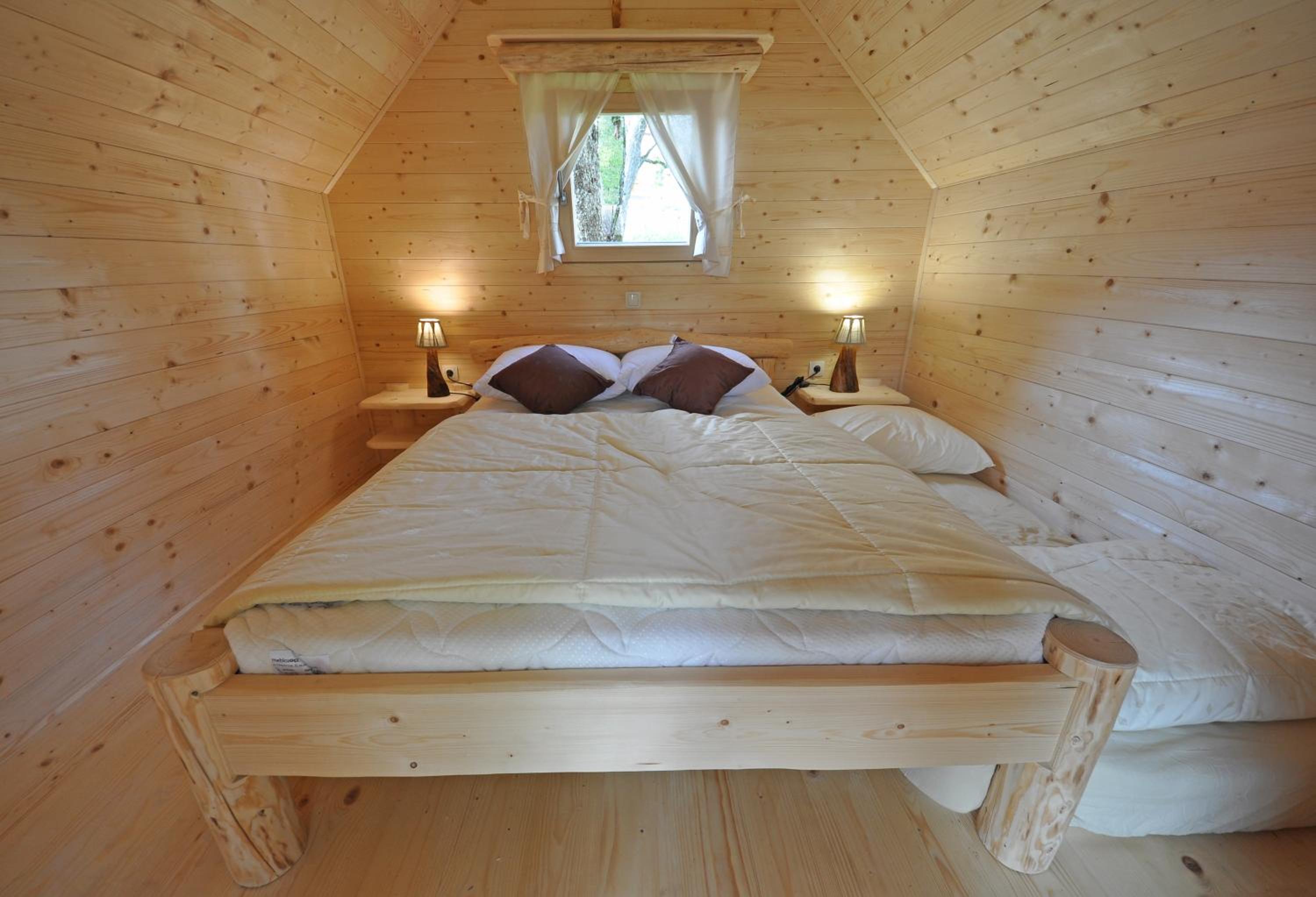 Double Room with Private External Bathroom - Photo 2