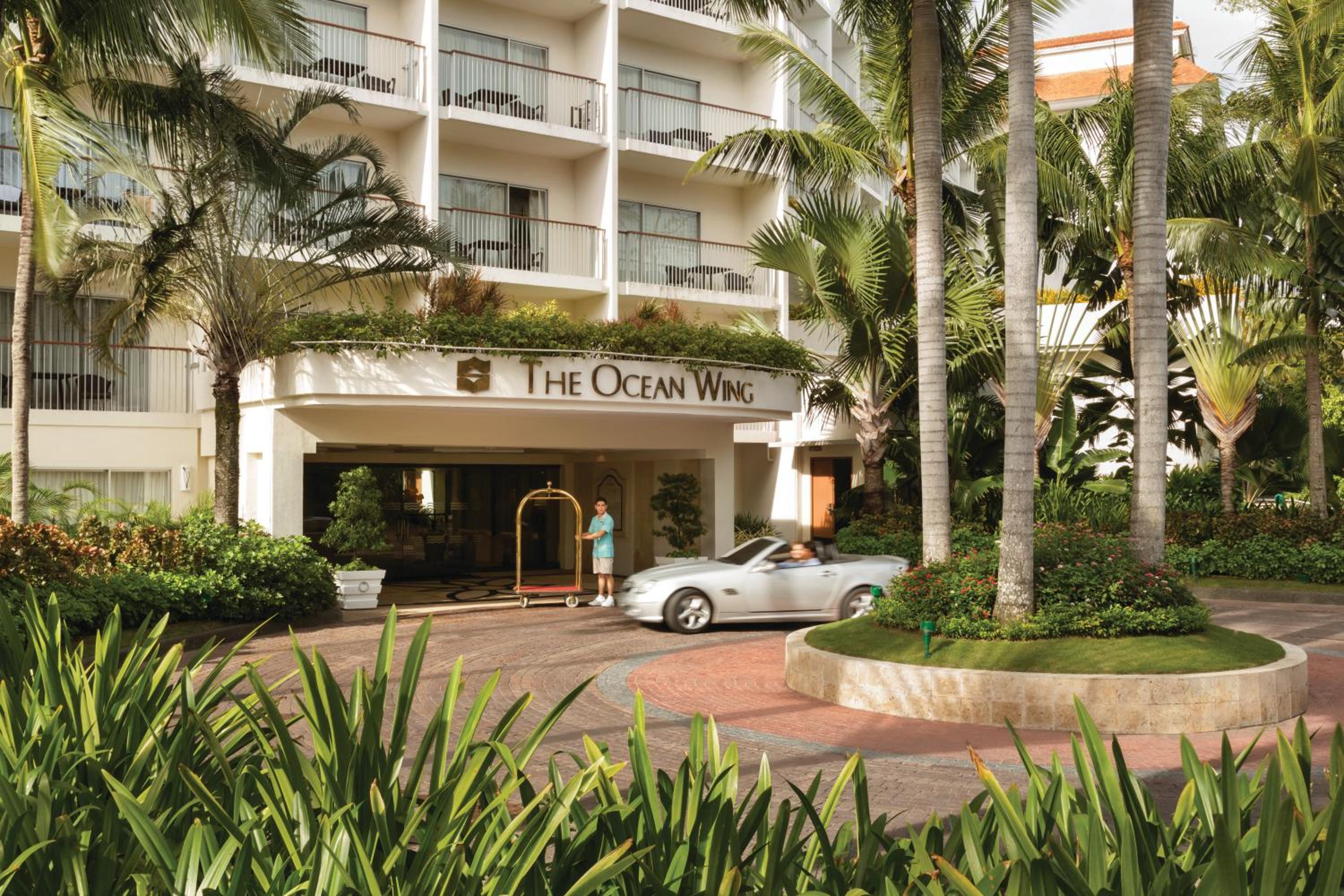 Premier Double Room (Ocean Wing) - Photo 2