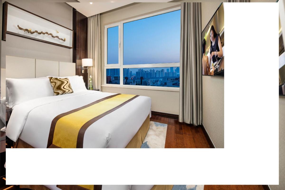 Two-Bedroom Executive with 2 breakfast photo 2