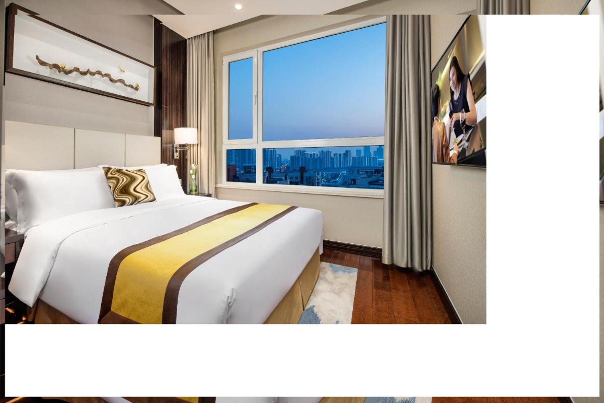 Two-Bedroom Premier with 2 breakfast