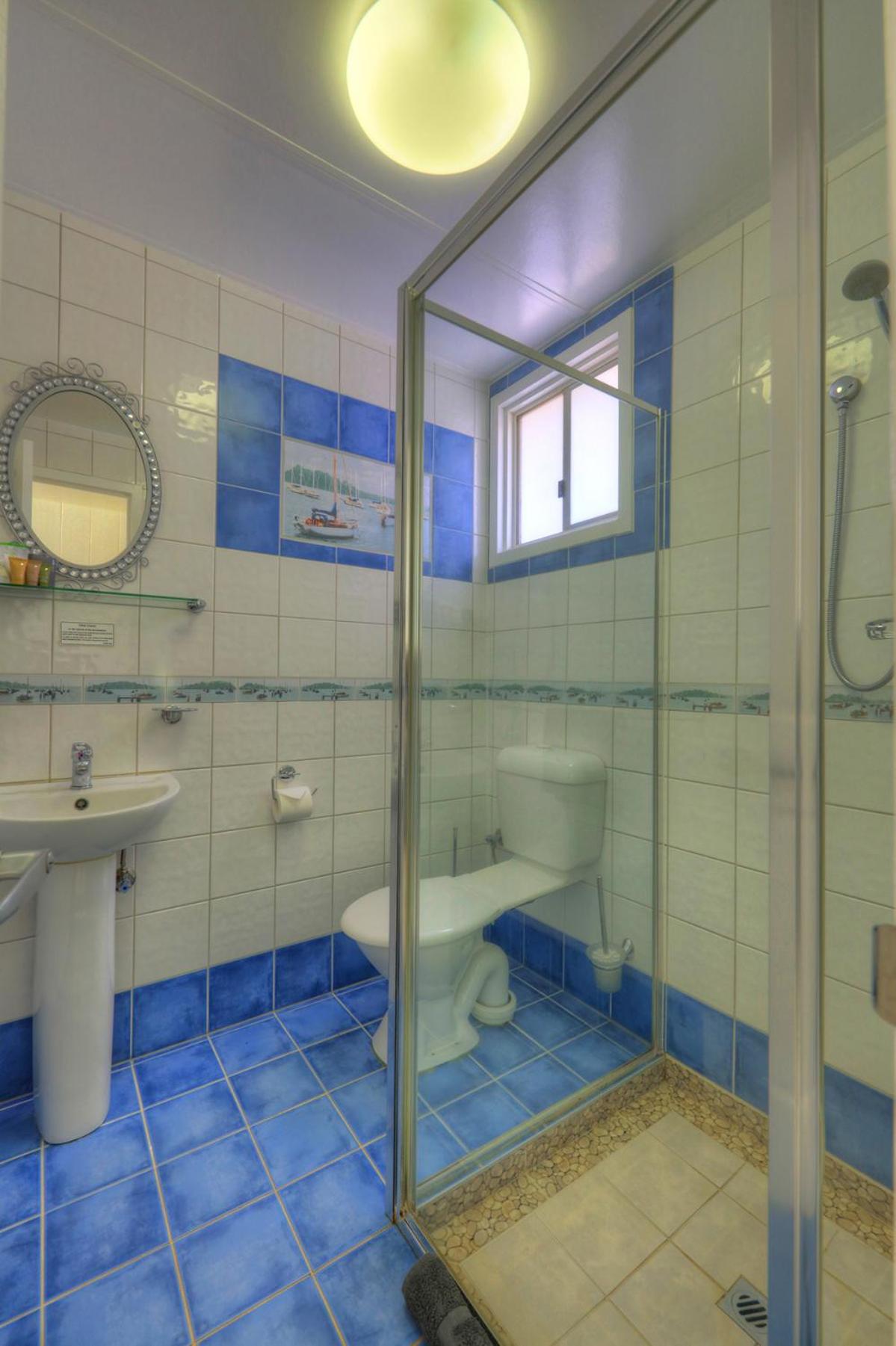 Deluxe Suite - Photo 4