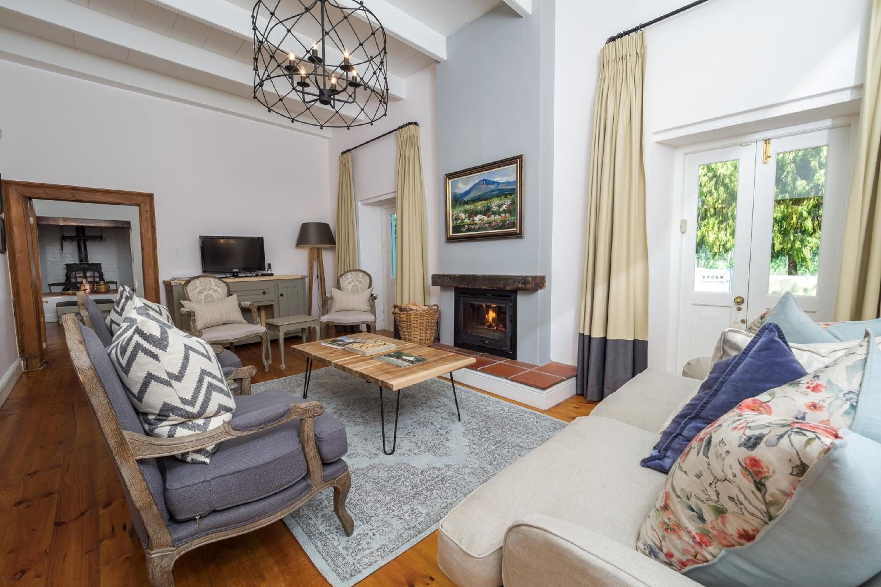 Self Catering Villa photo 1