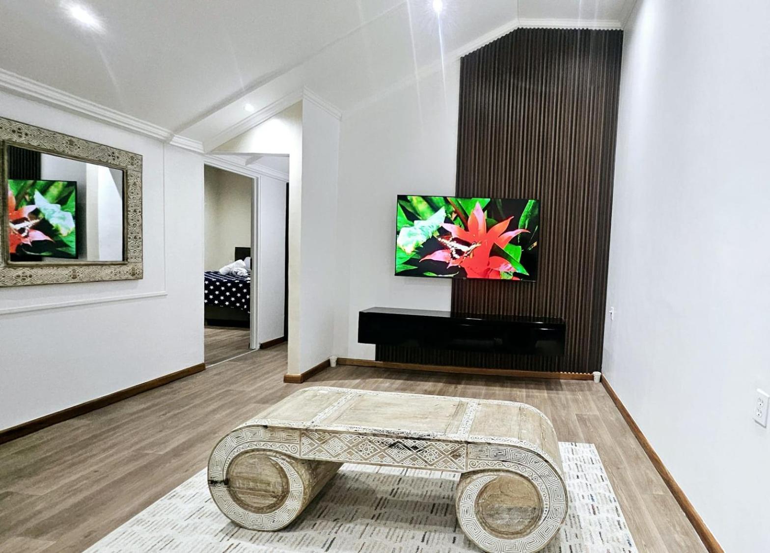 One-Bedroom Deluxe Apartment photo 1