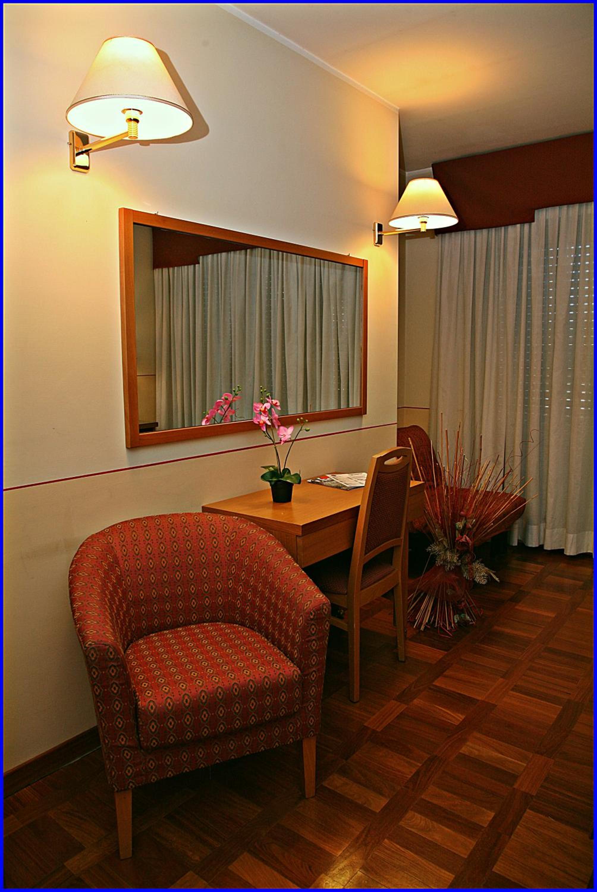 Triple Room - Photo 6