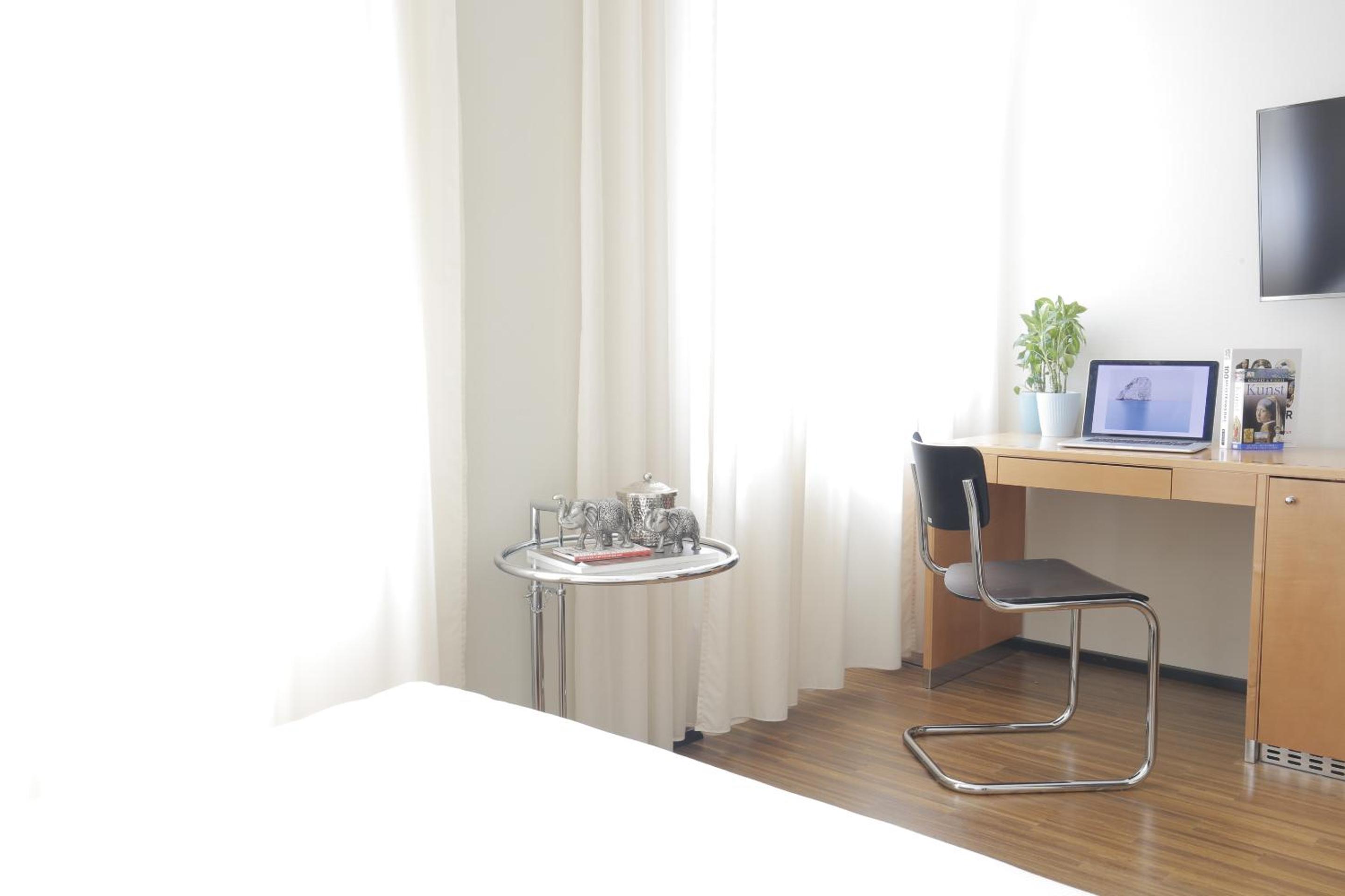 Single Room photo 2