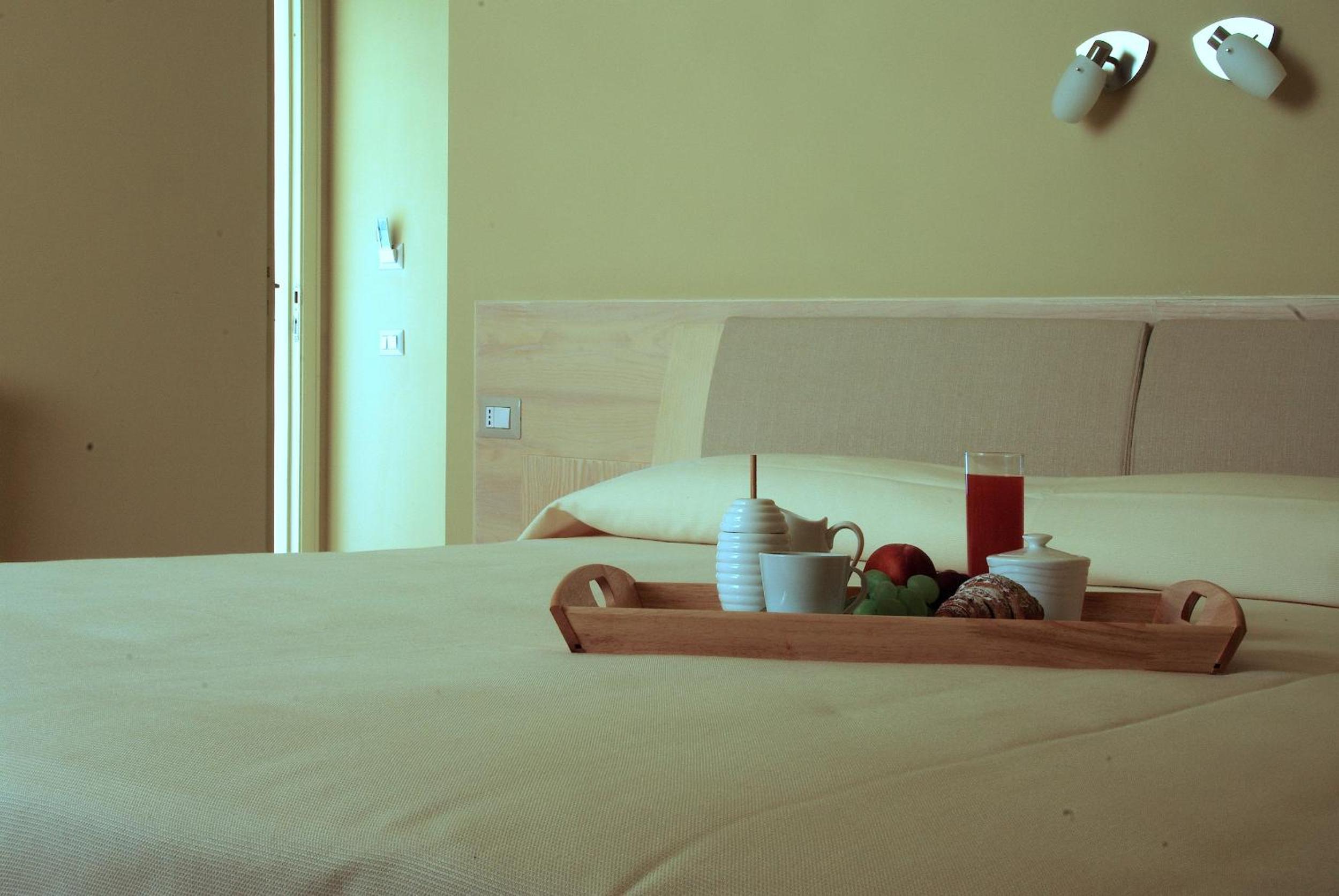 Deluxe Double Room with Garden View photo 3