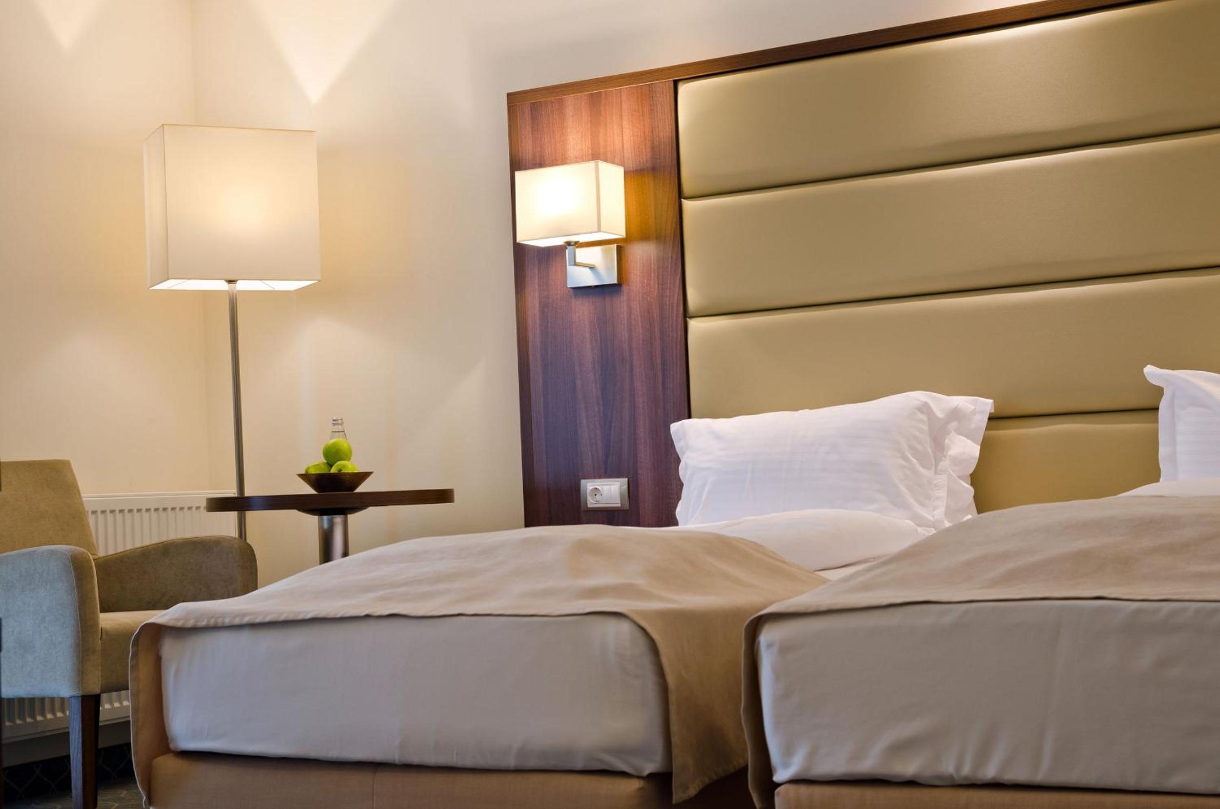 Standard Double or Twin Room - Photo 1