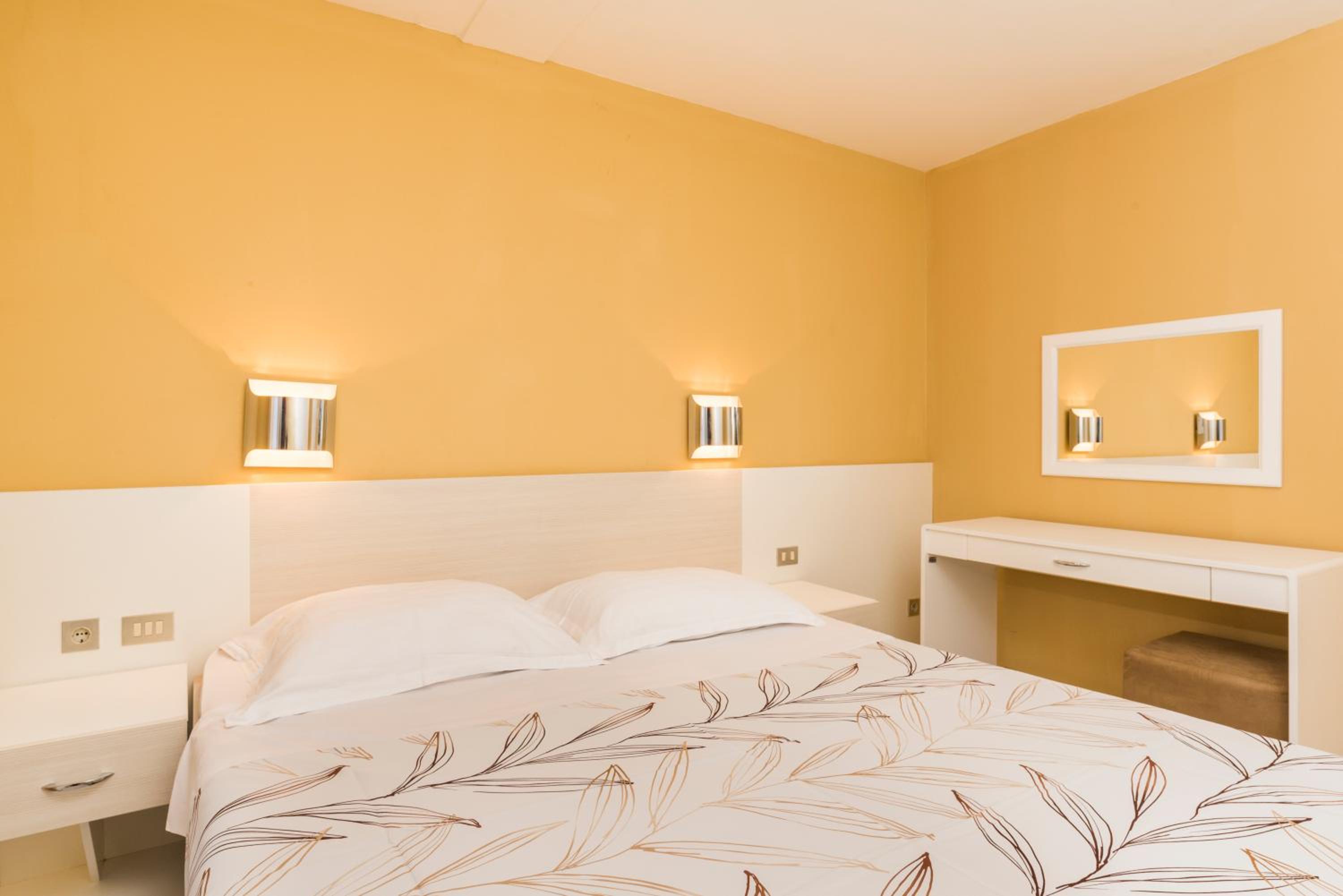 Premium Apartment (2+2) - Photo 5