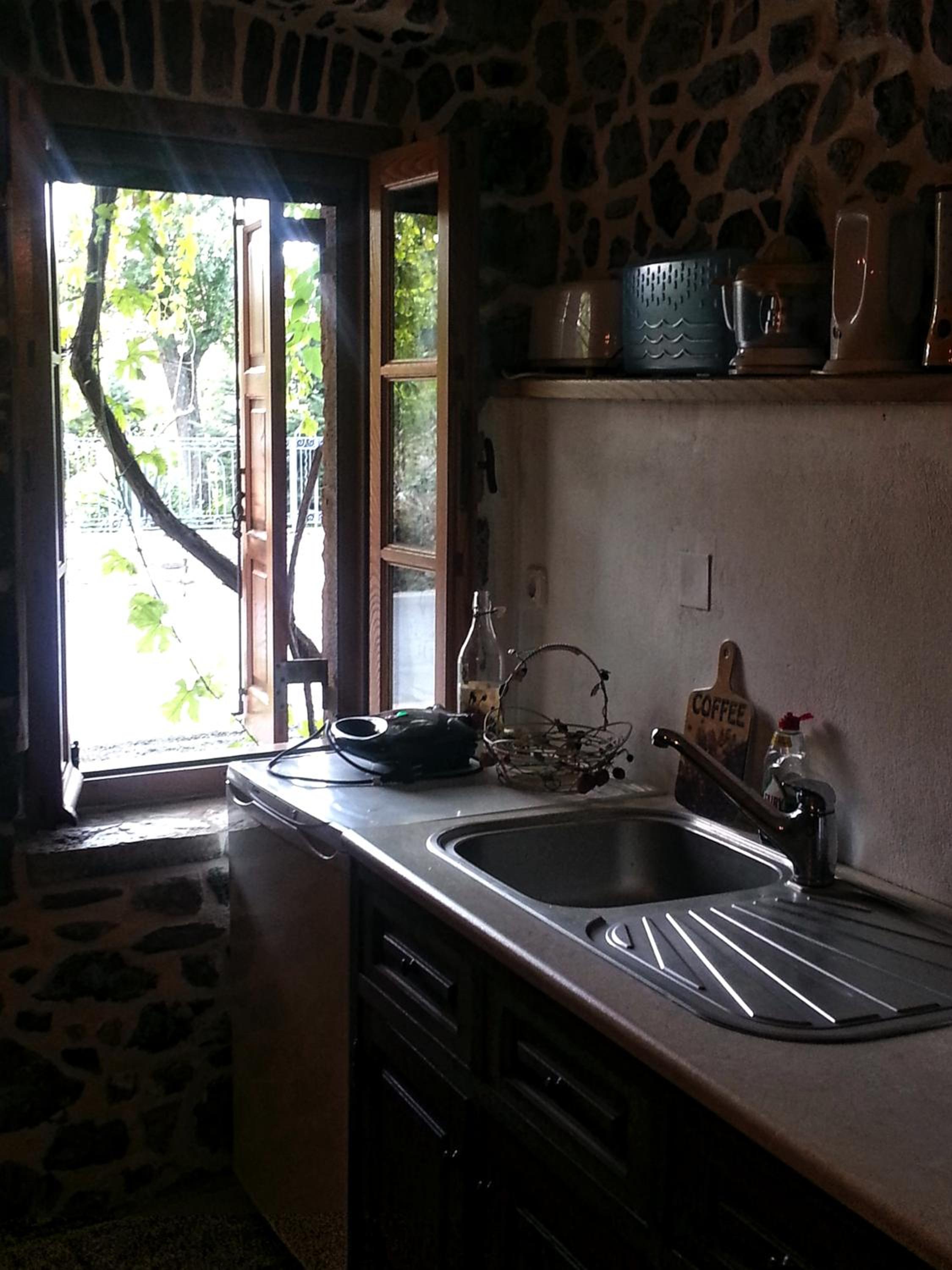 One-Bedroom Apartment - Photo 19