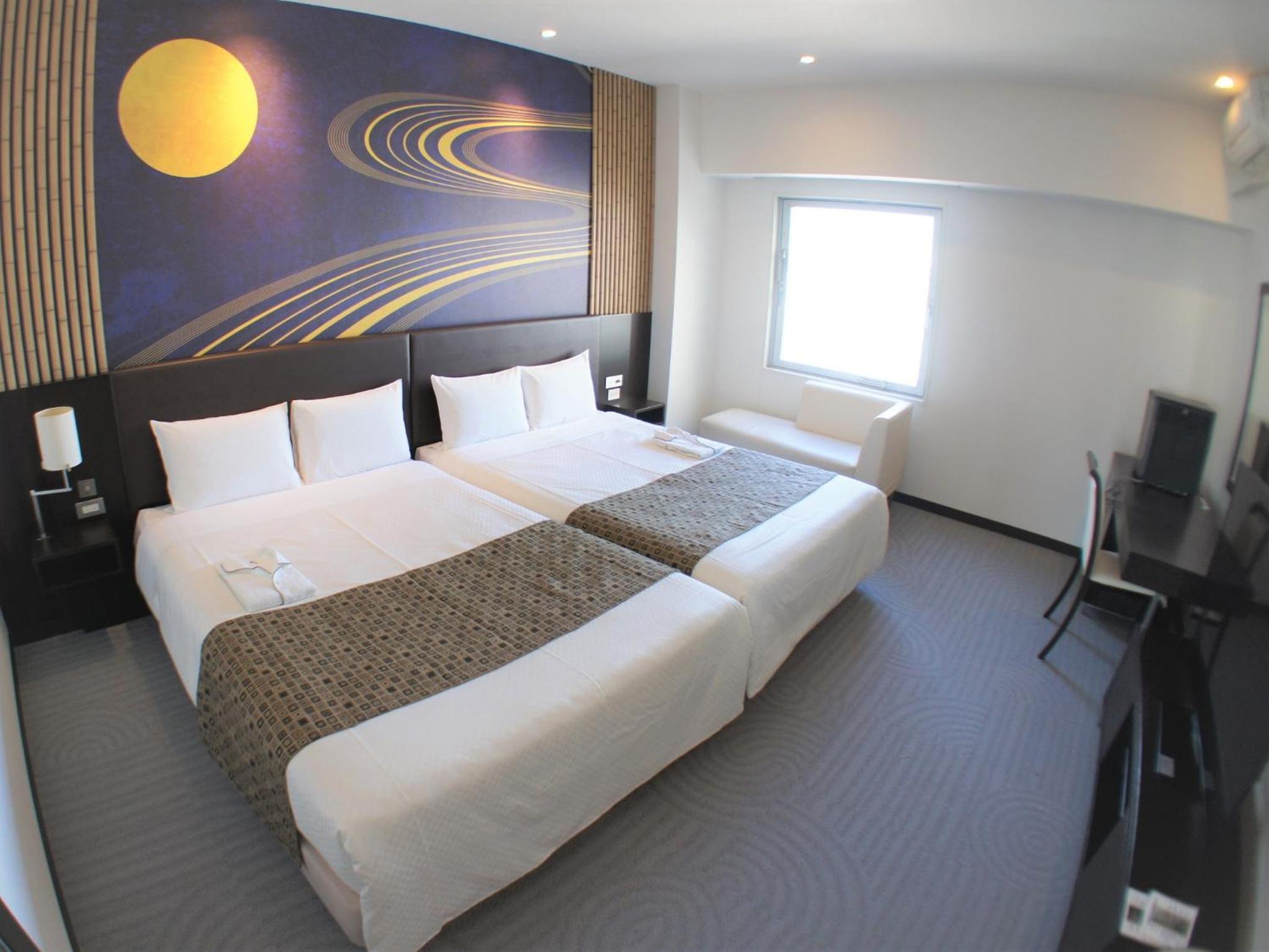 Deluxe Twin Room - Smoking photo 2